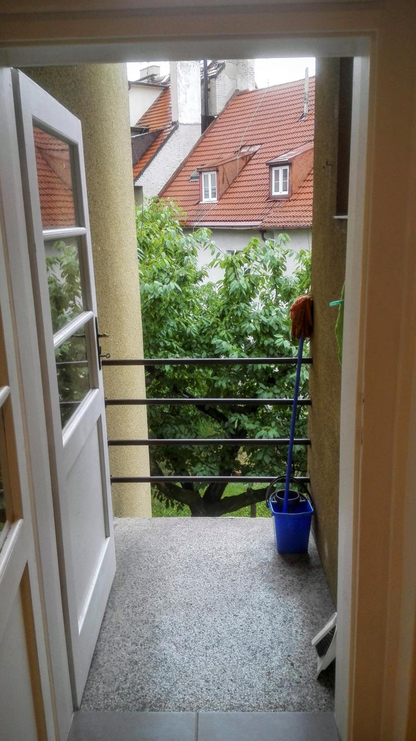 Jezerka Apartments - Free Parking - Easy Access to Center