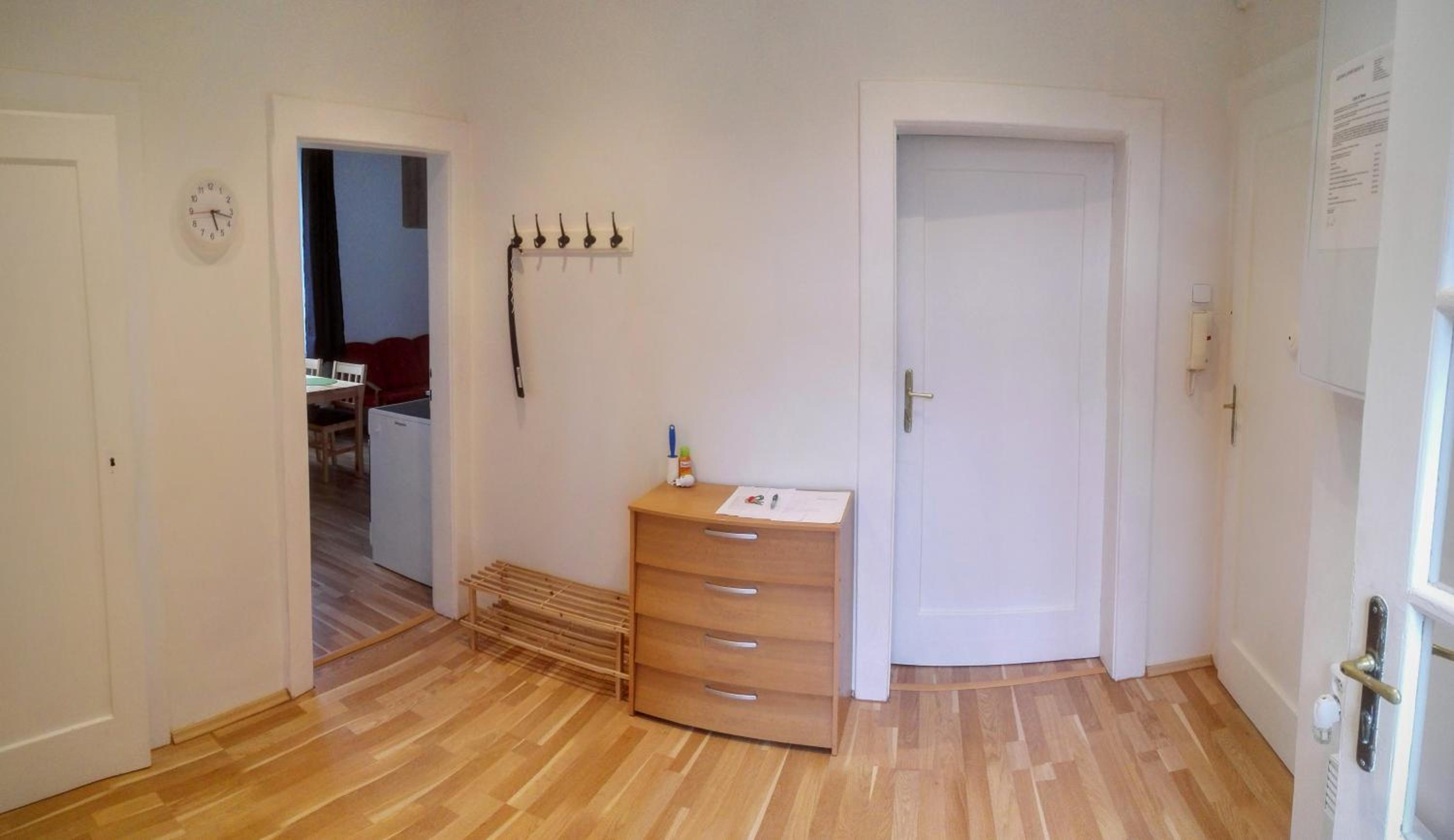 Jezerka Apartments - Free Parking - Easy Access to Center