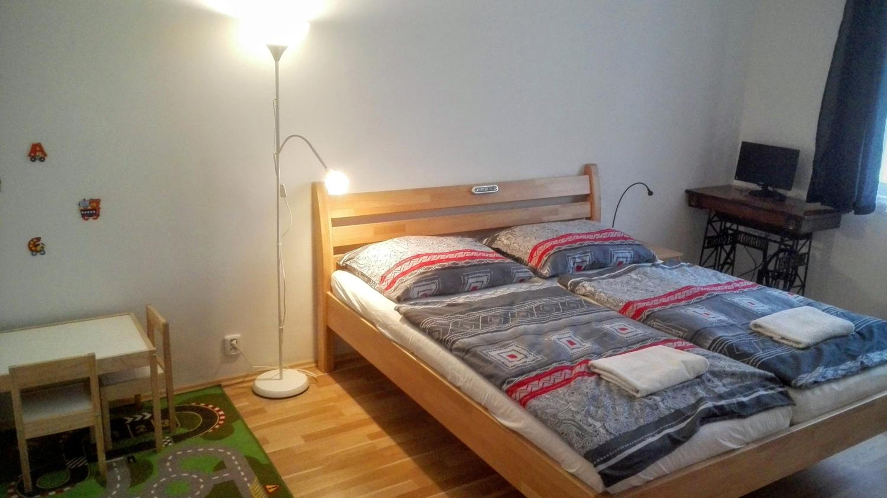 Jezerka Apartments - Free Parking - Easy Access to Center