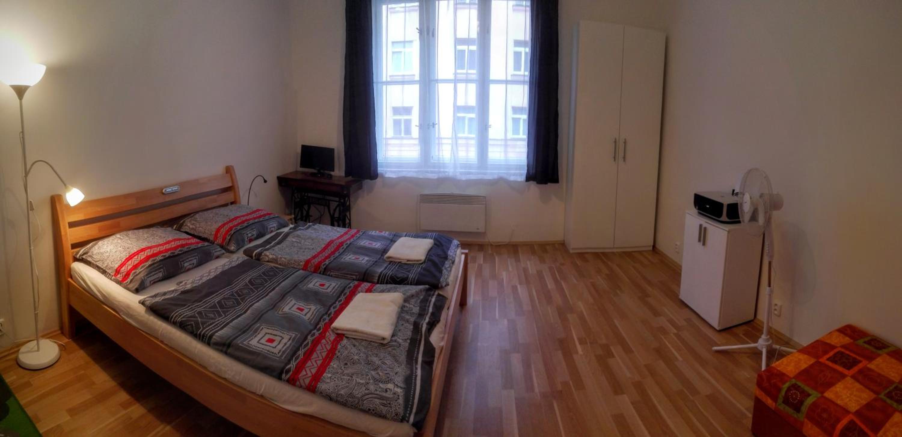 Jezerka Apartments - Free Parking - Easy Access to Center