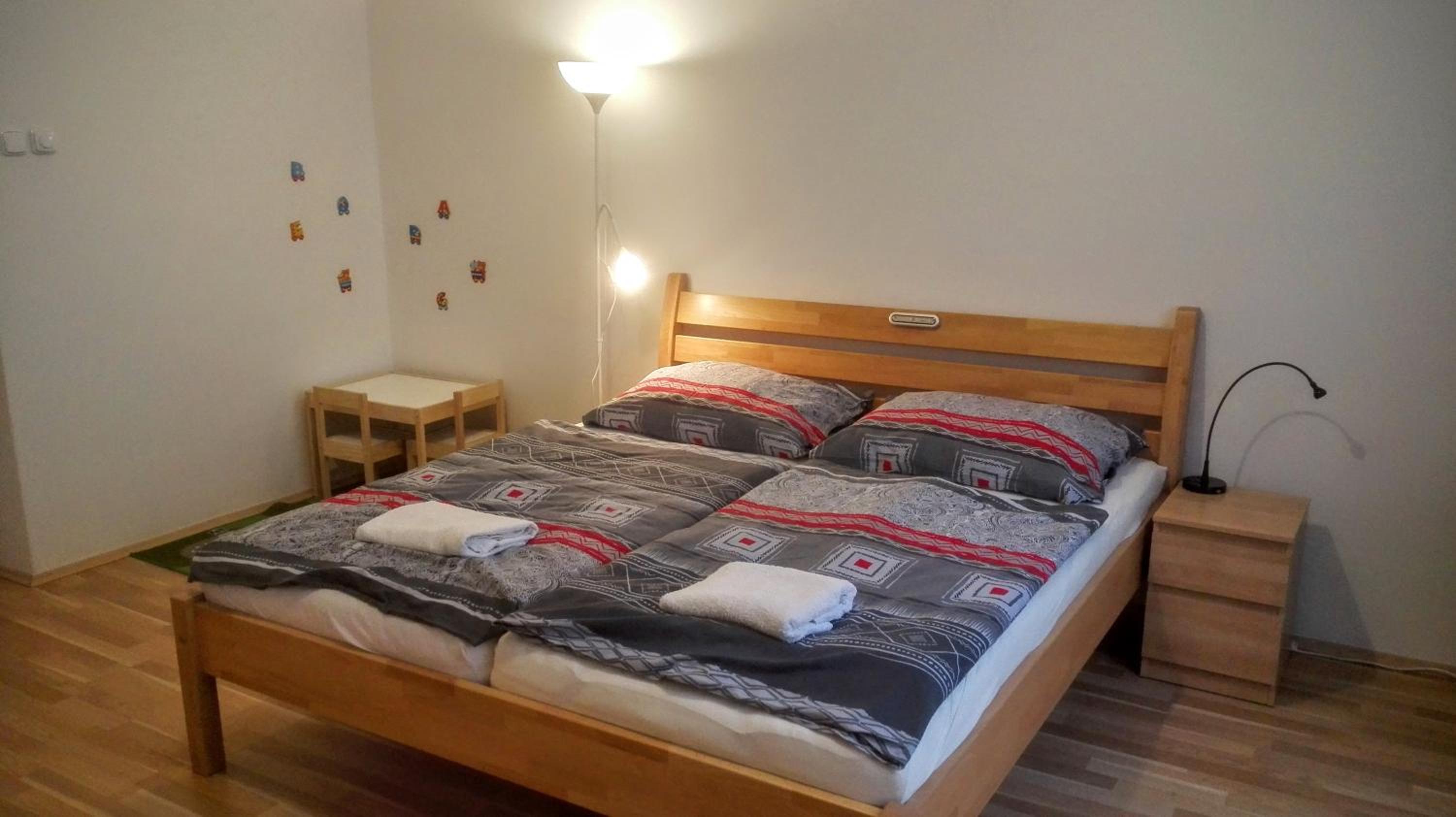 Jezerka Apartments - Free Parking - Easy Access to Center