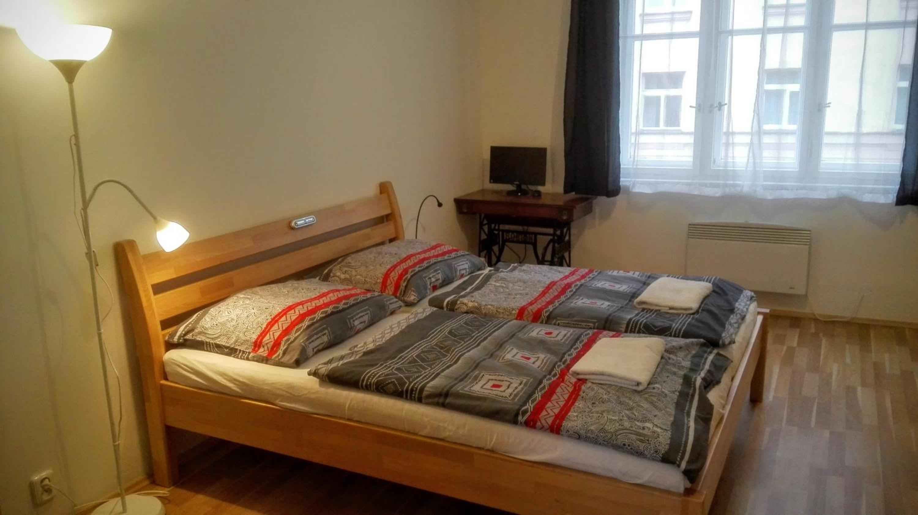 Jezerka Apartments - Free Parking - Easy Access to Center