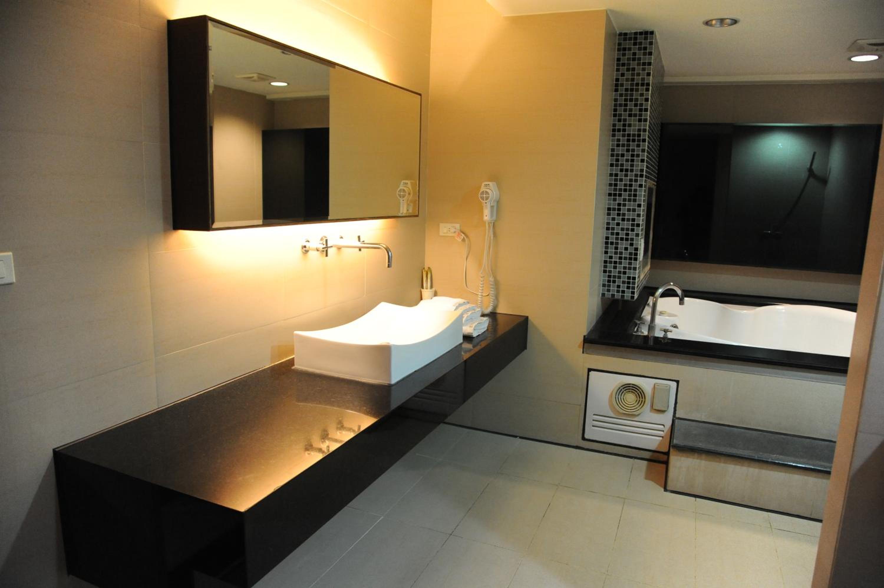 Michelle hotel