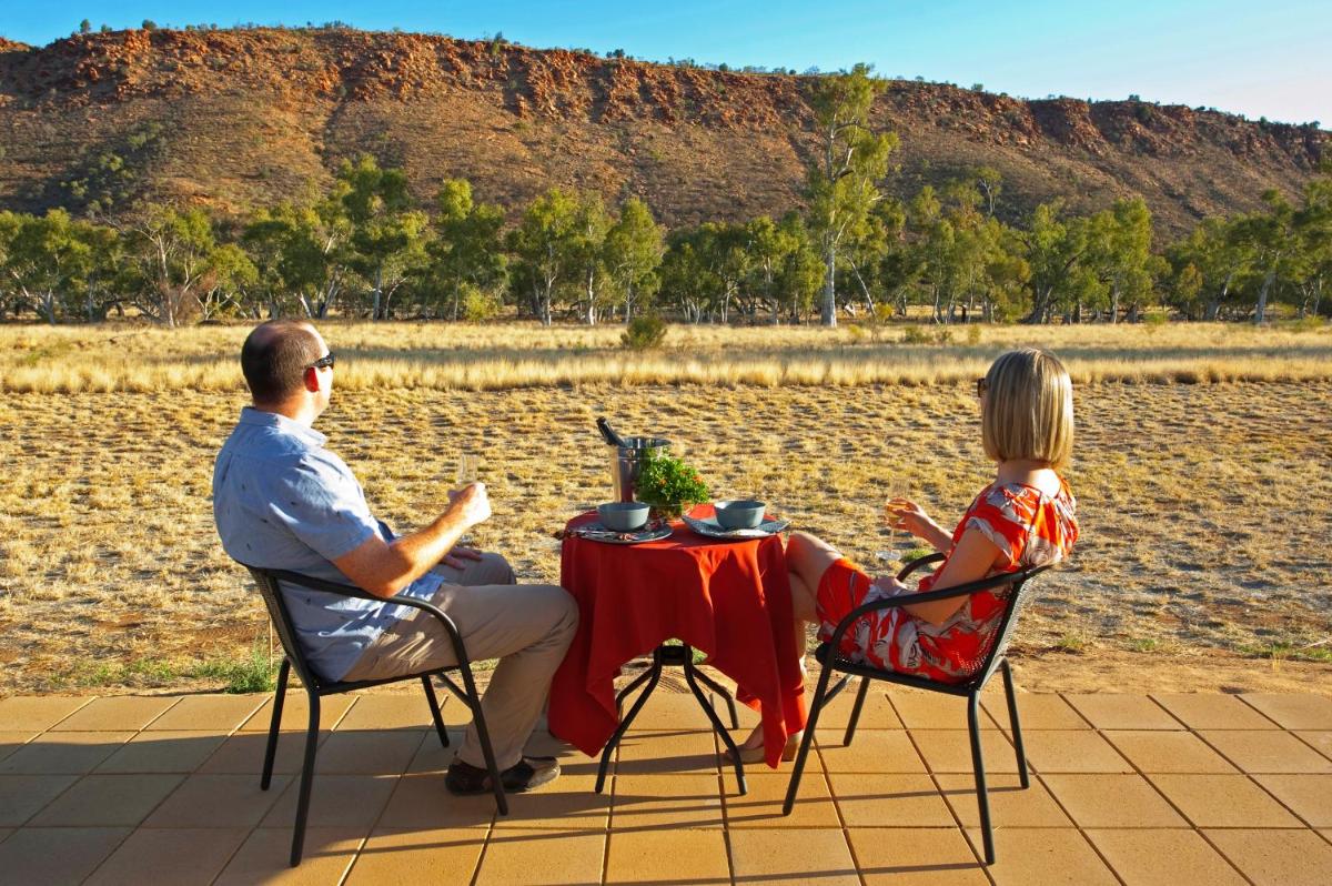 Alice Springs Vacations - Squeakywindmill Boutique Tent BB - Property Image 21