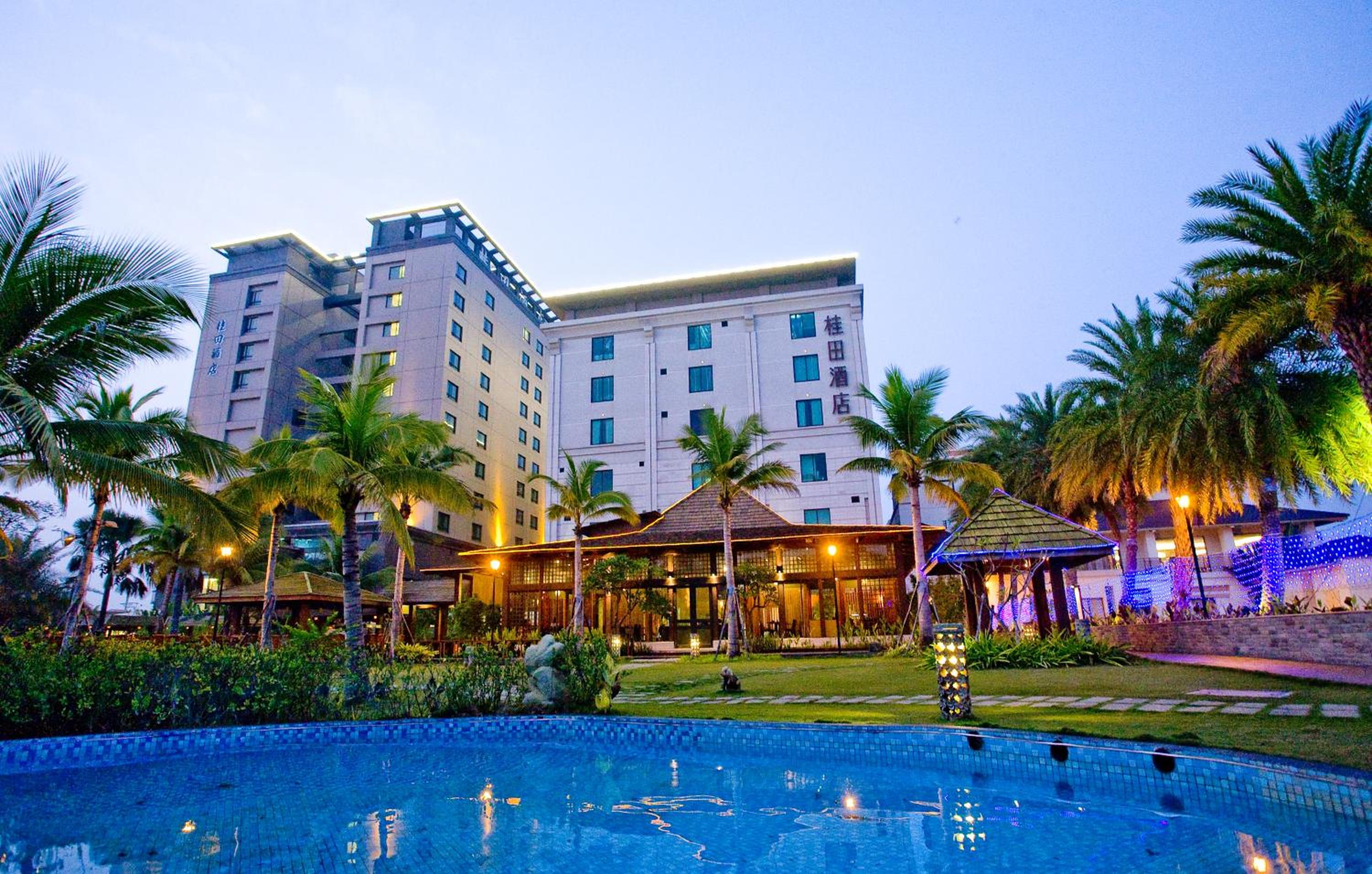 Queena Plaza Hotel