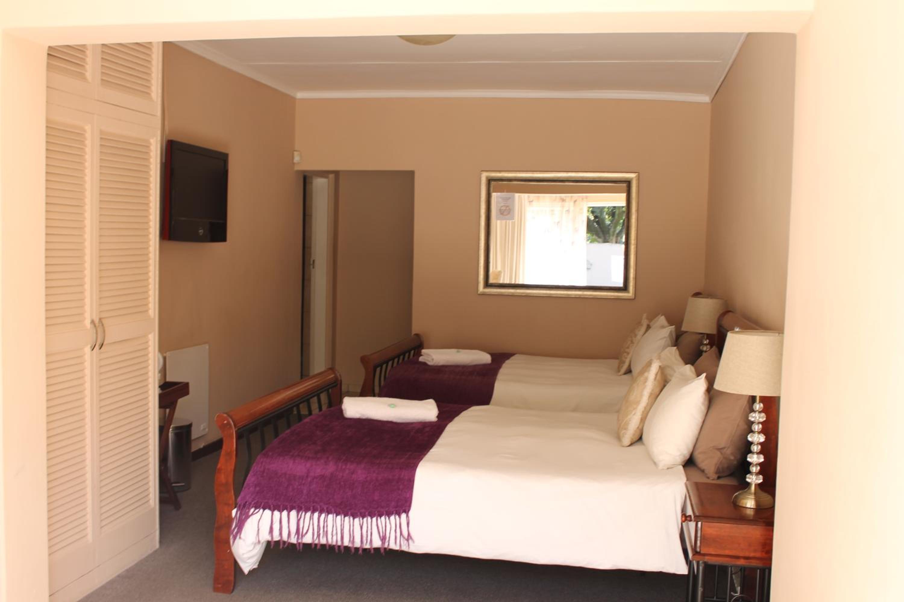 Fin and Feather Guest Lodge
