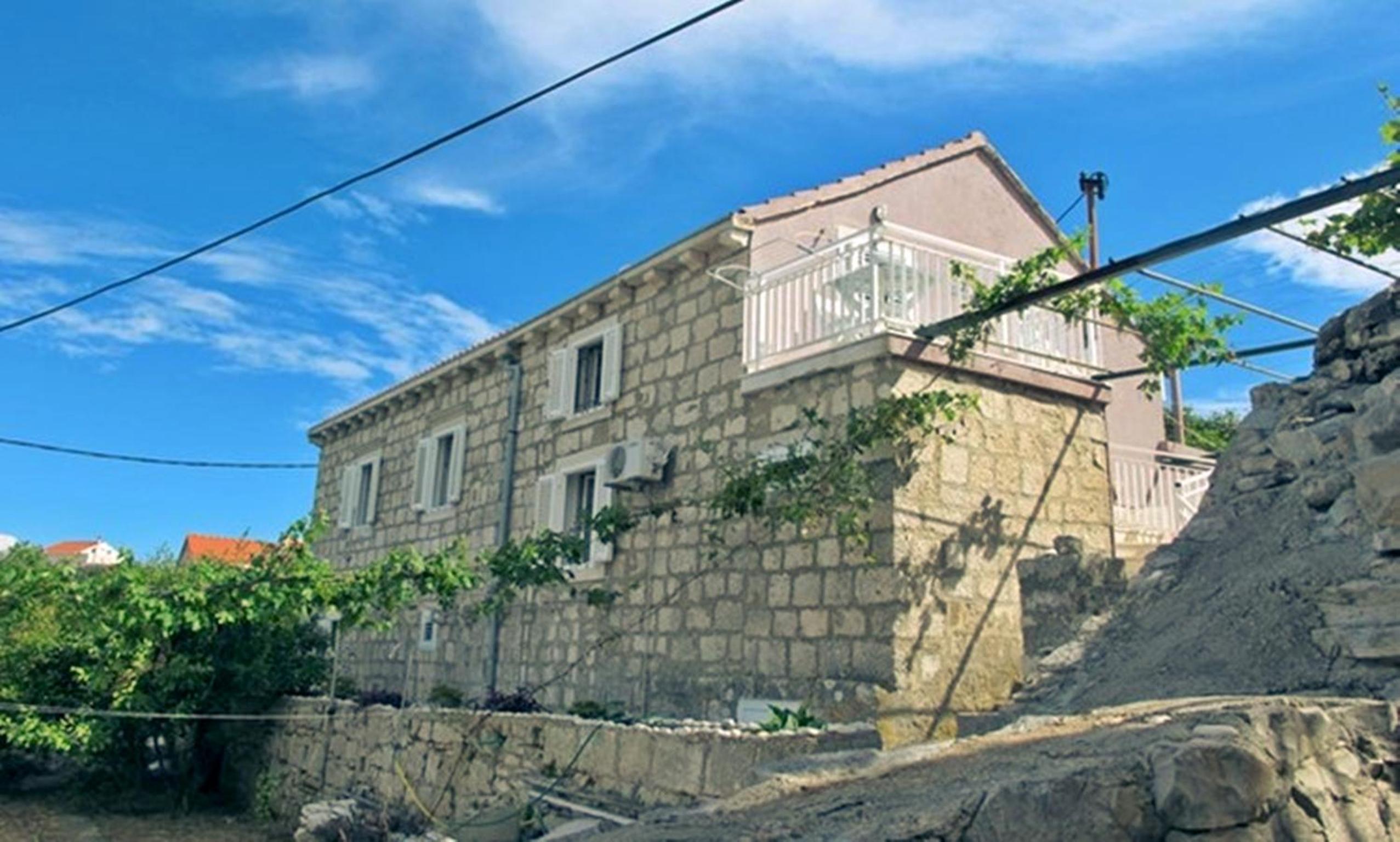 Studio Silvana & Room Renata view 3