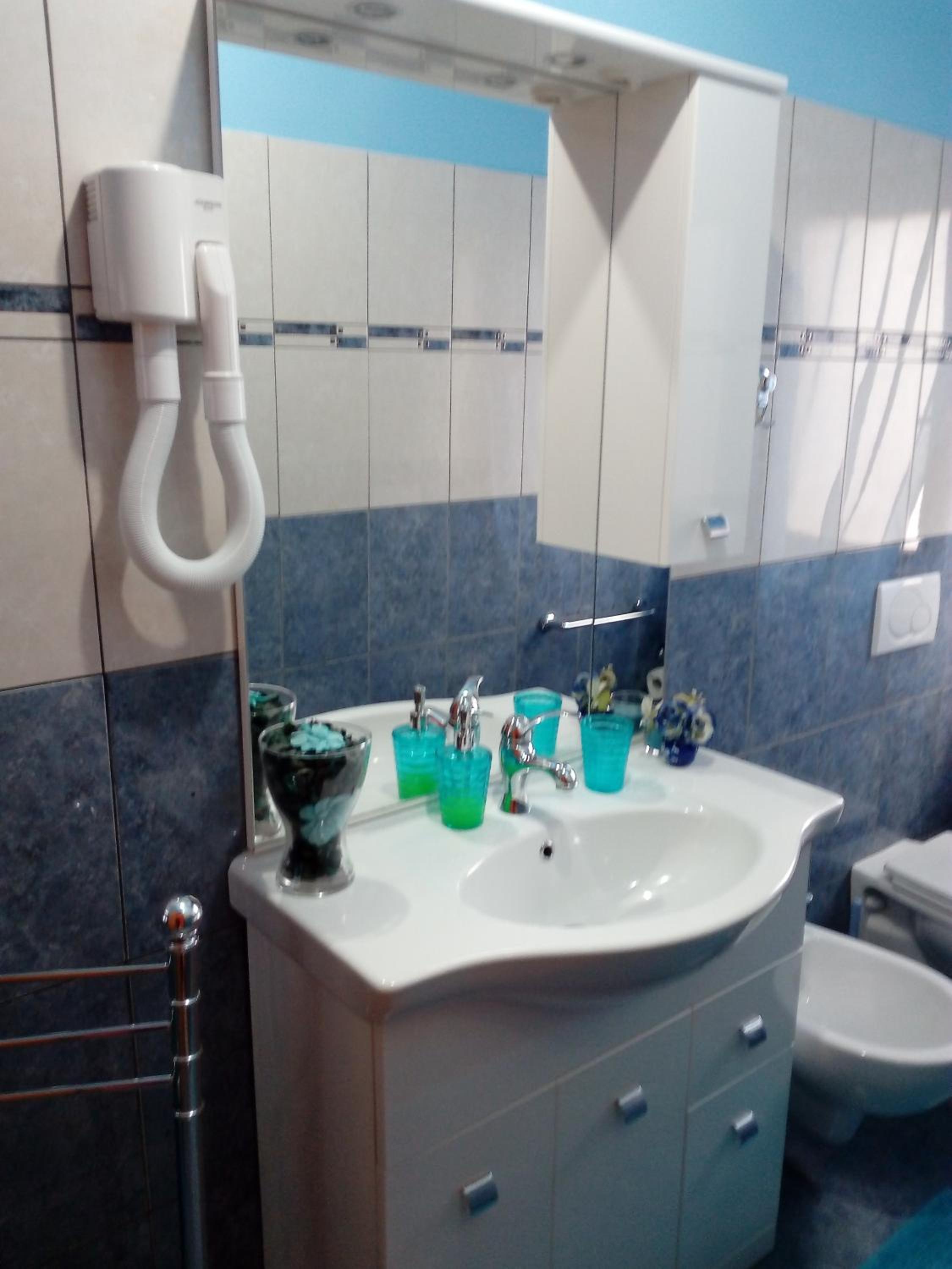 Da Laura en Lucca — bathroom