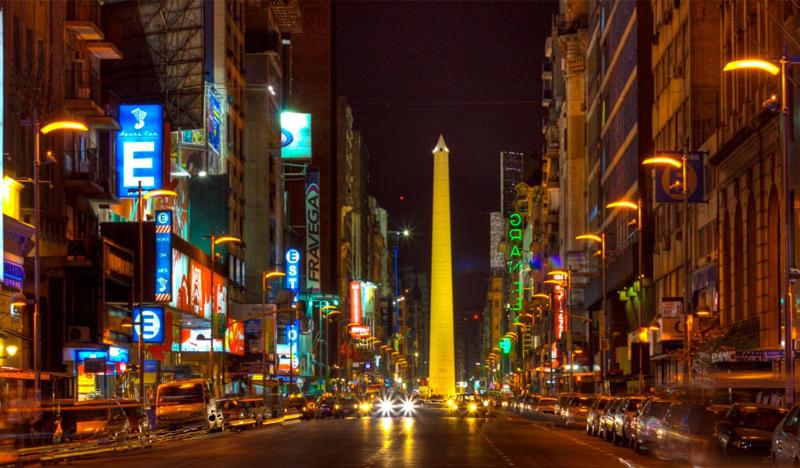 Corrientes y Uruguay