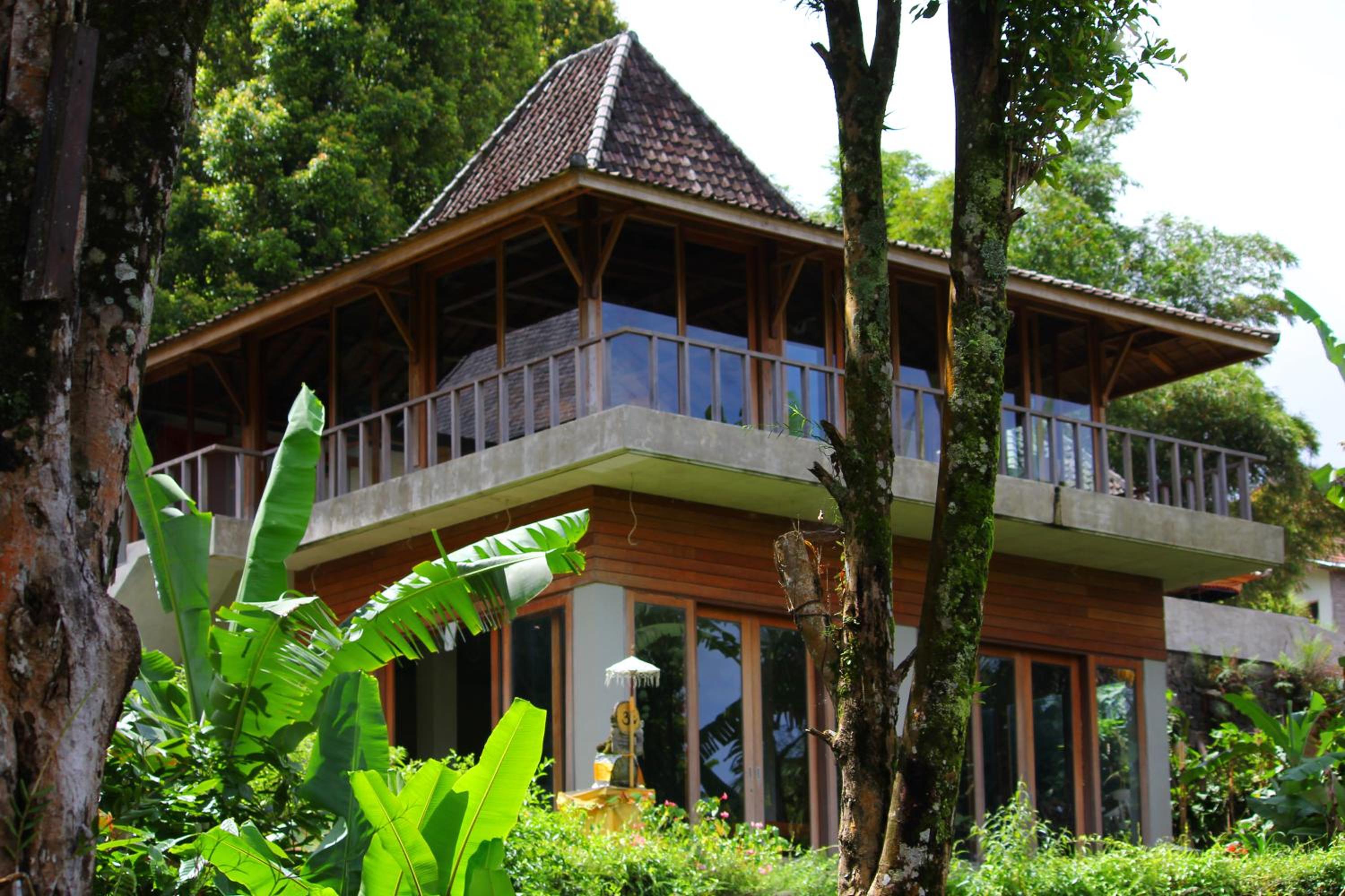 Melanting Cottages