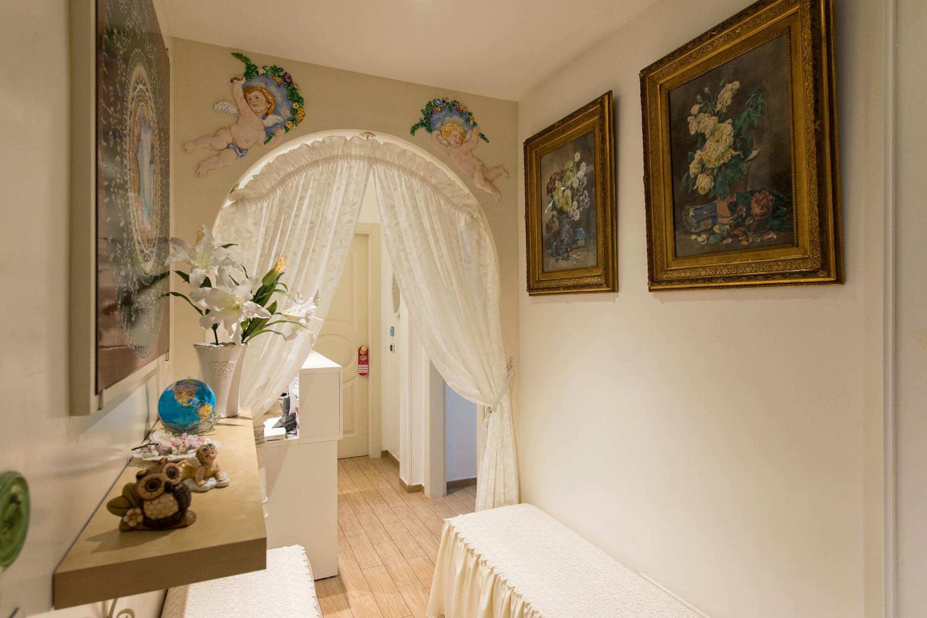 Etere in Prati Rooms