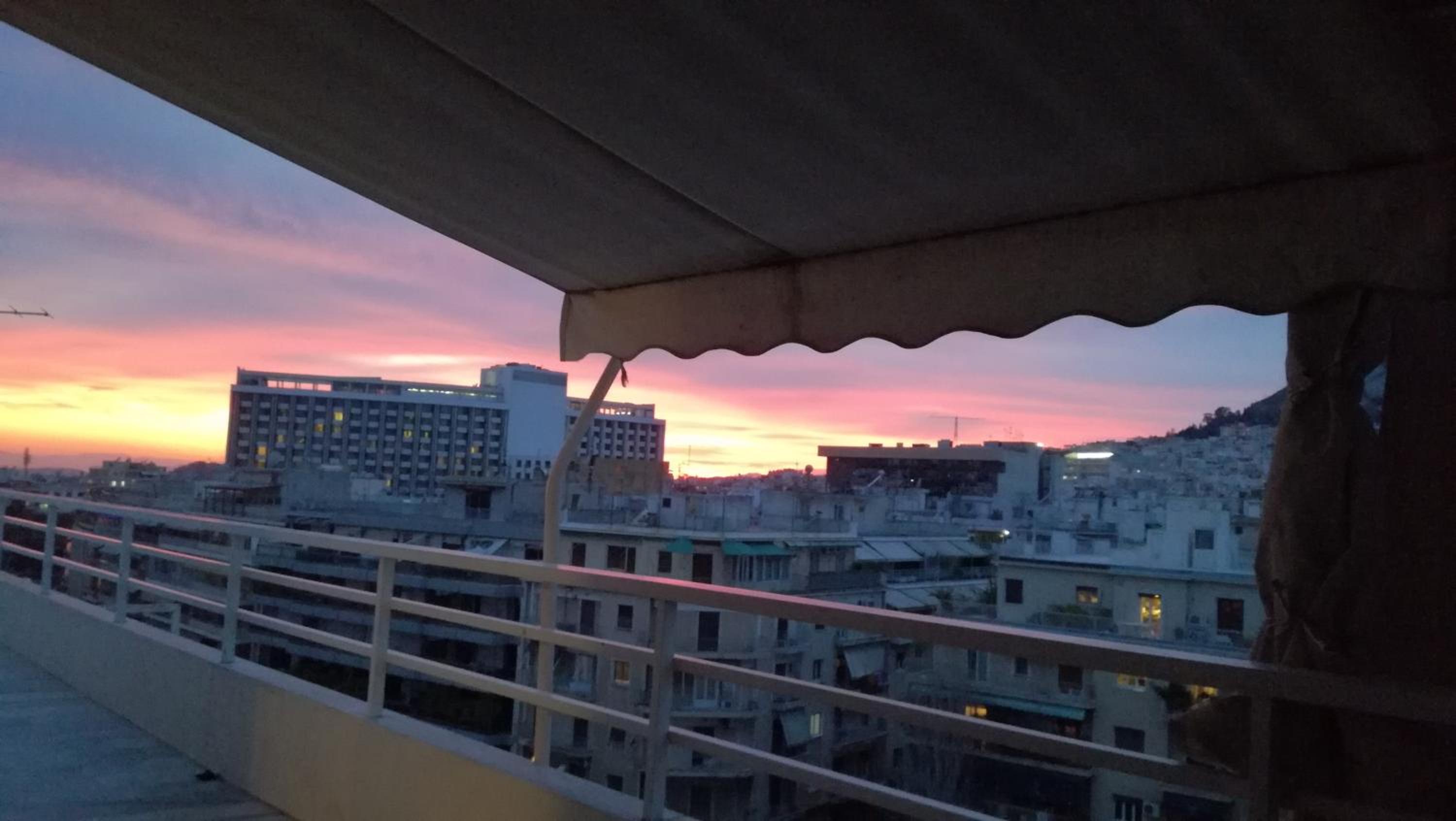 Top Floor Studio Near Metro&View&200mbps