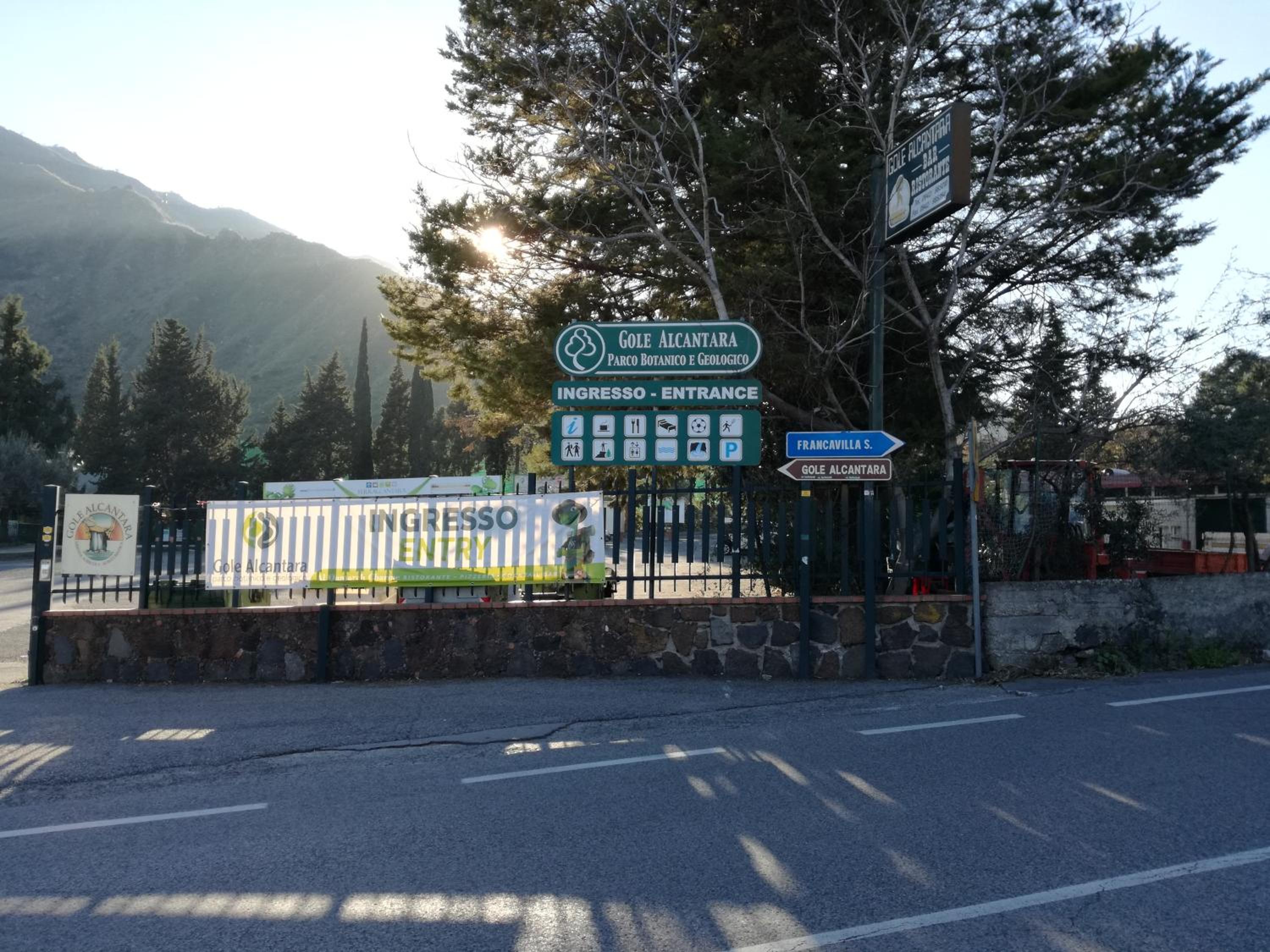 Casa Fronte Gole Alcantara view 4