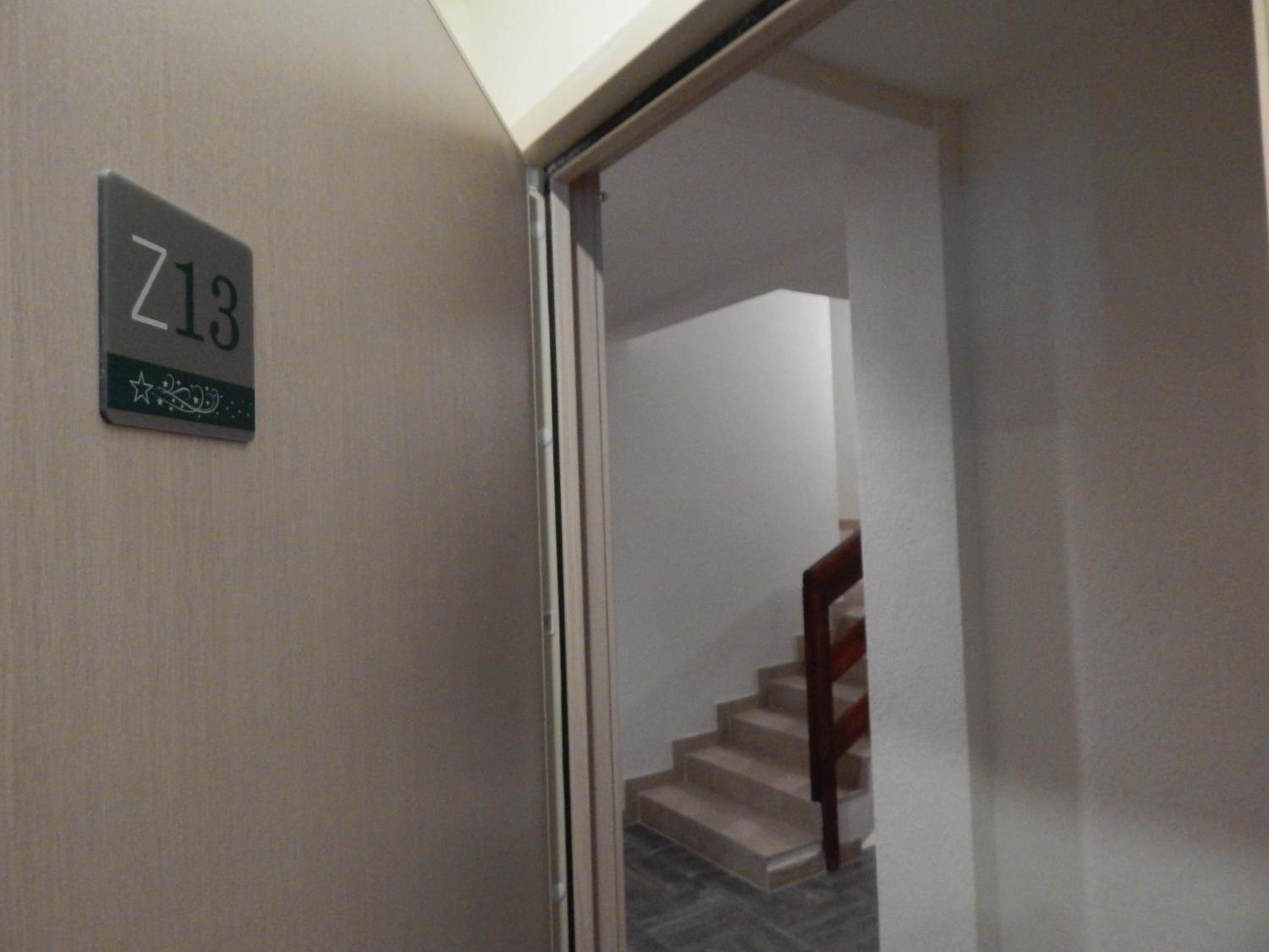 Photo 29