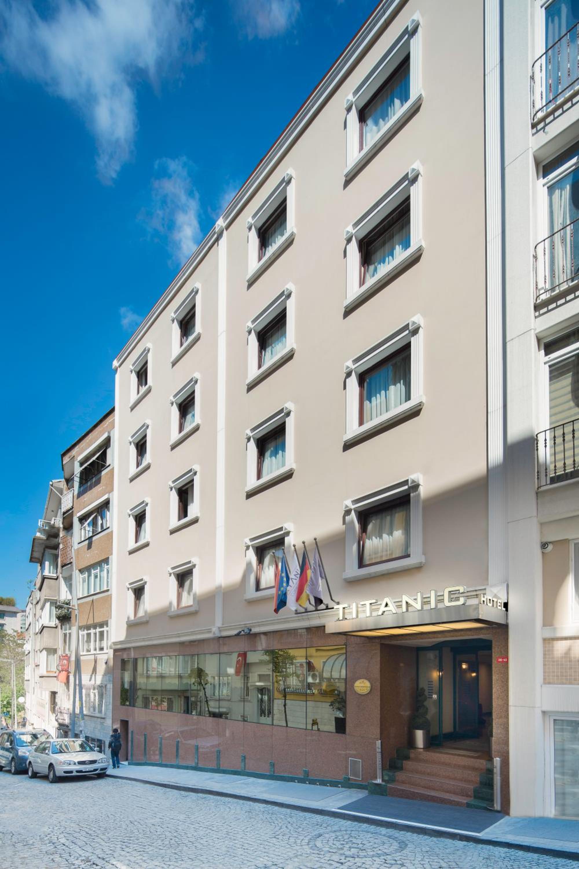 Titanic Comfort Sisli - Image 22