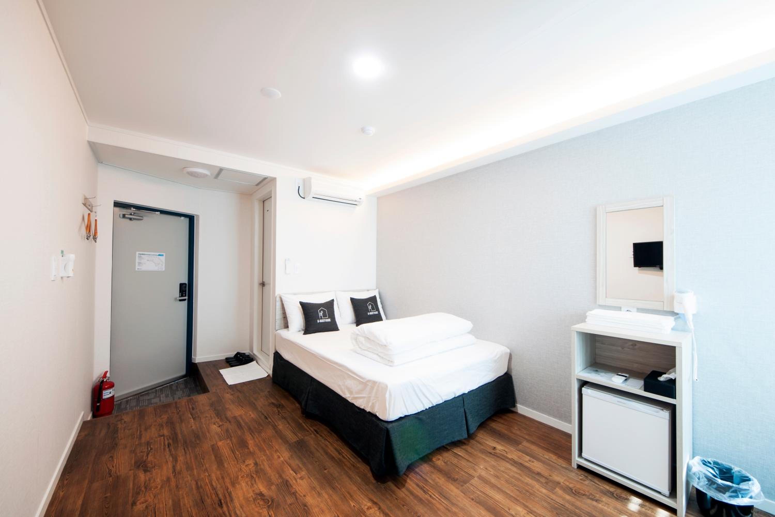 Seoul Grand Hostel Edae