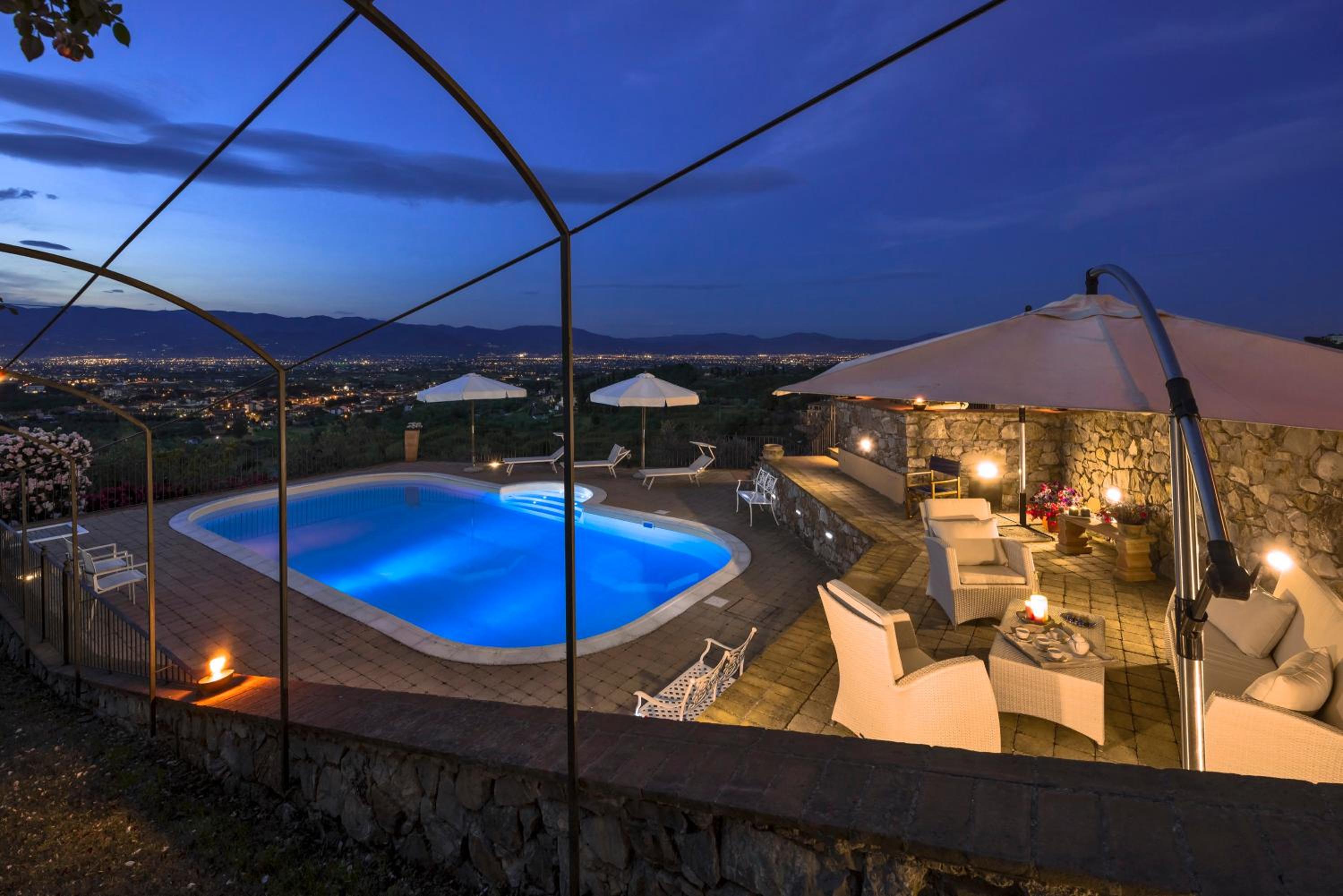 Villa Casalguidi by PosarelliVillas