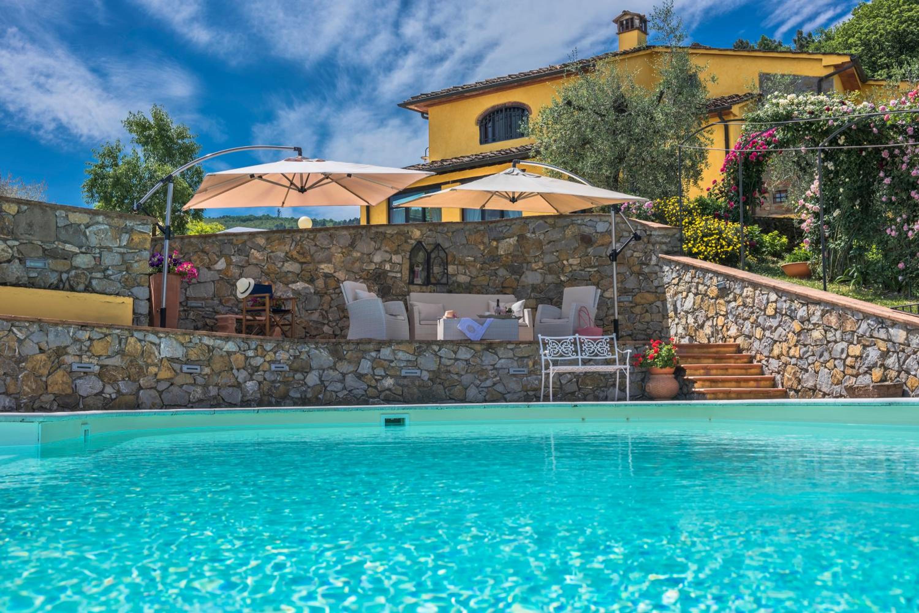 Villa Casalguidi by PosarelliVillas