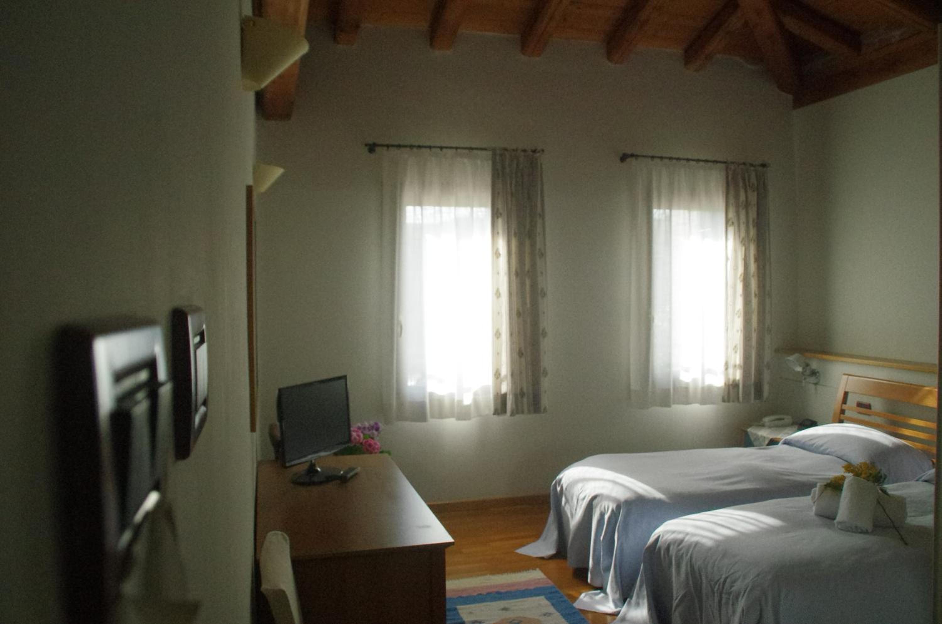 Photo 38