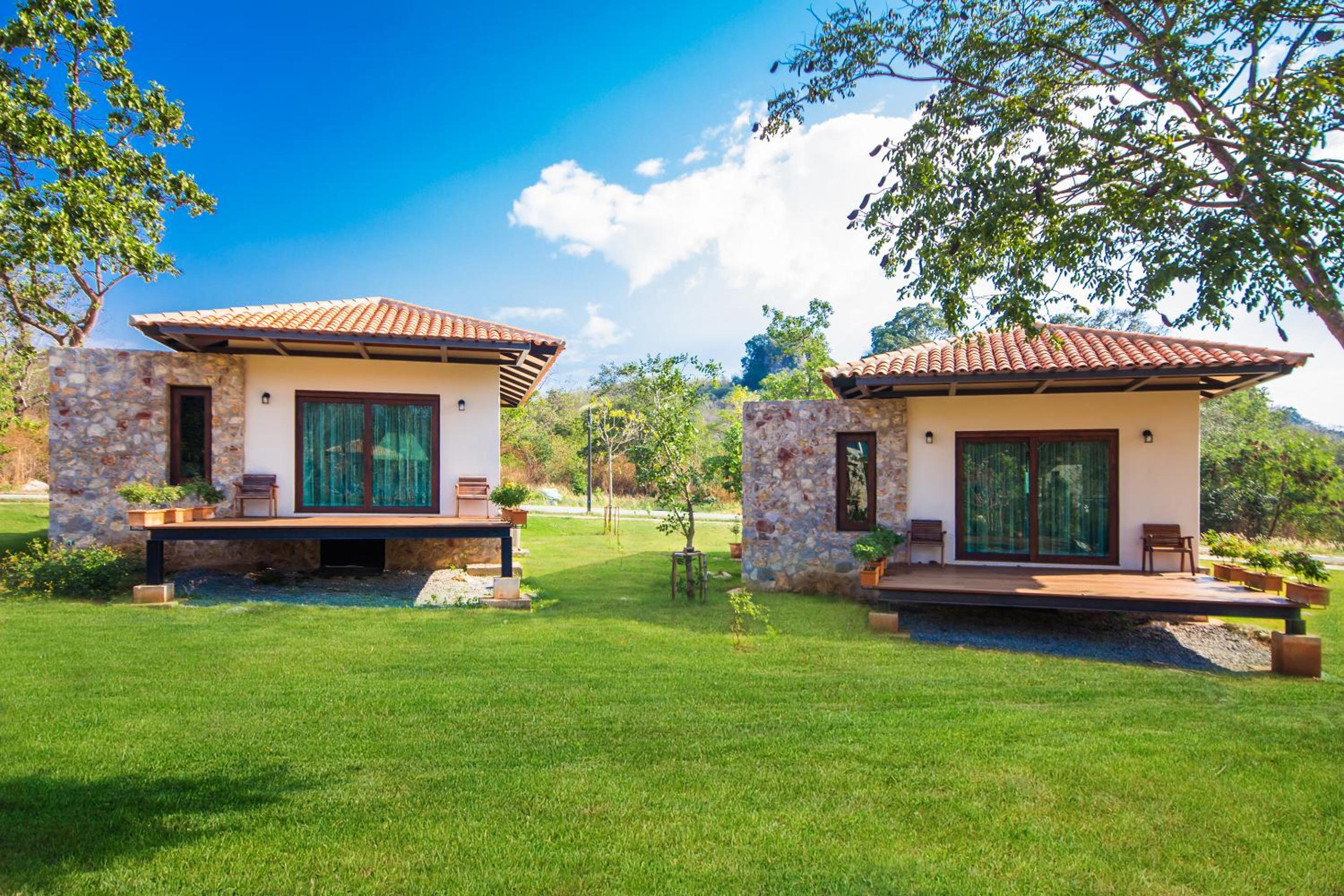 Mela Garden Retreat Cottage