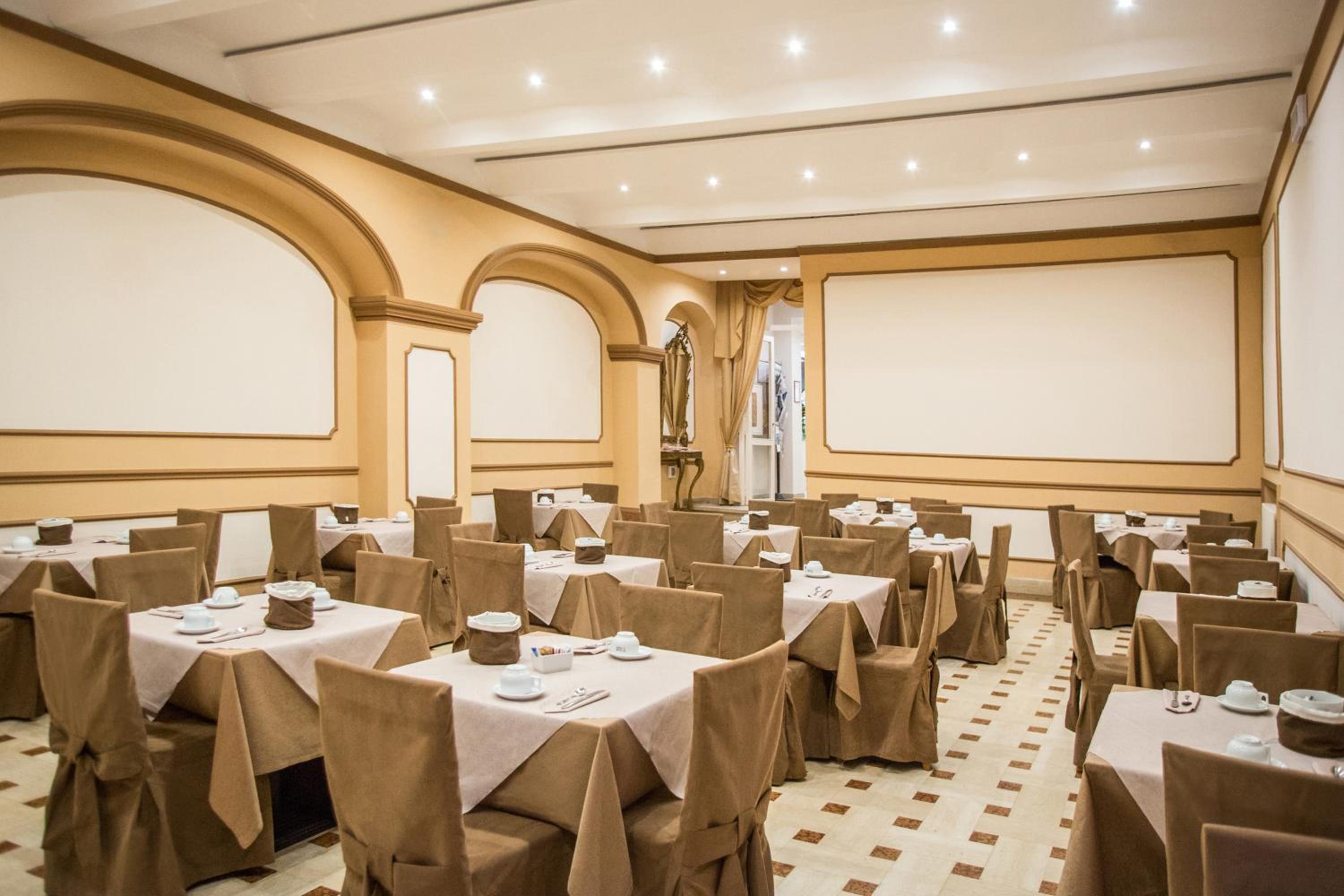 Modena Vacations - Hotel Europa - Property Image 3