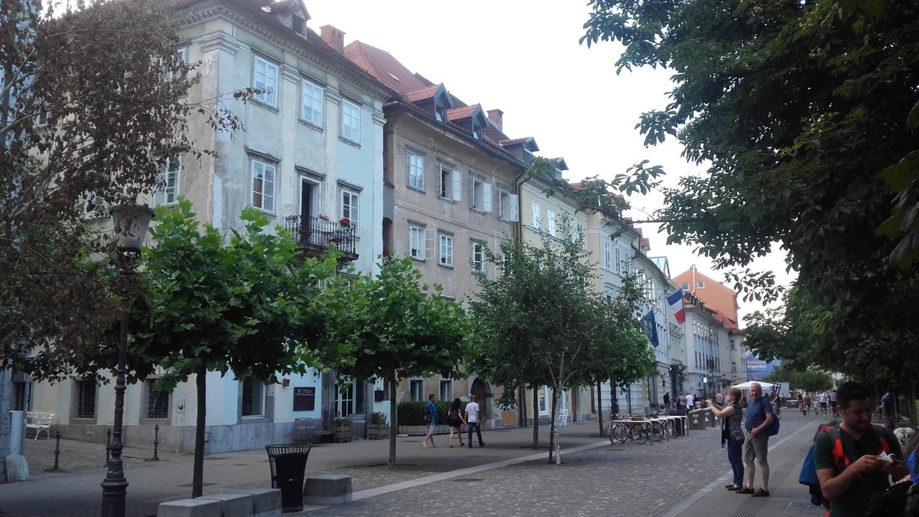 Hotel Codelli Deluxe City Centre Apartments - Image 1