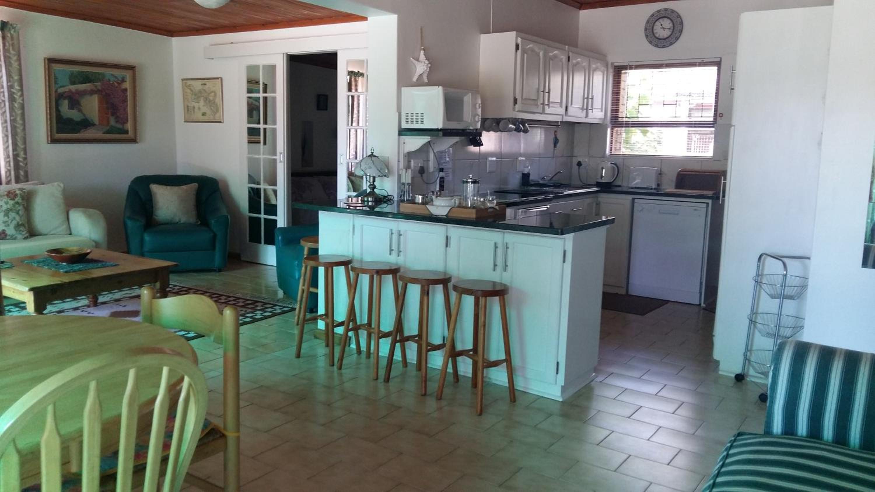 Brenton Lake Holiday Cottages