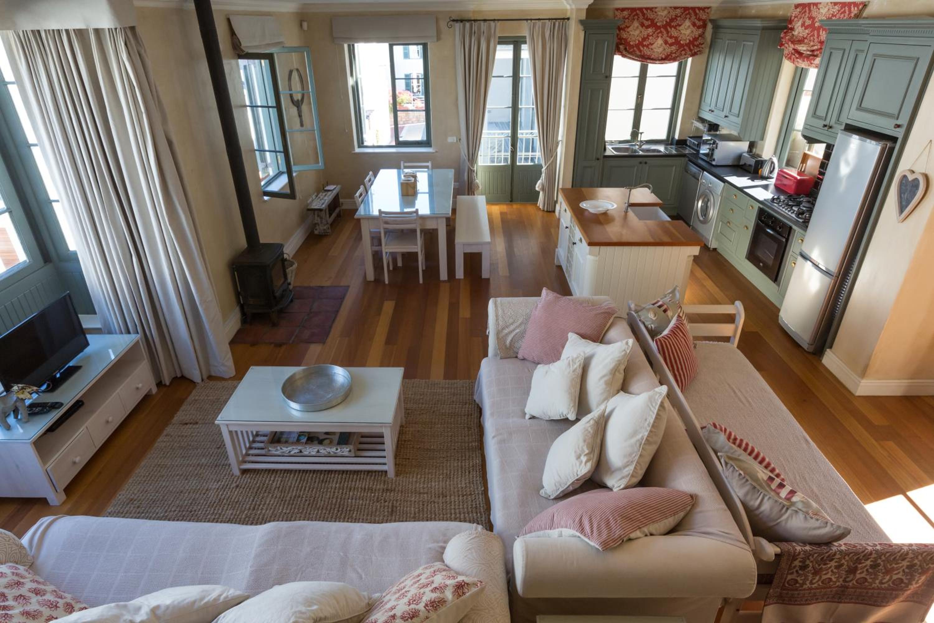 The Majestic Apartments