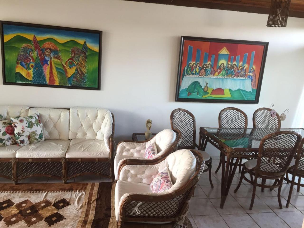 Casa de Luxo com 3 Suites no Condominio Horizonte da Serra 1 em Gravatá