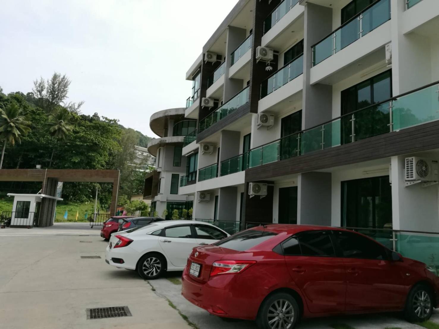 The Naithorn Condo Unit 401
