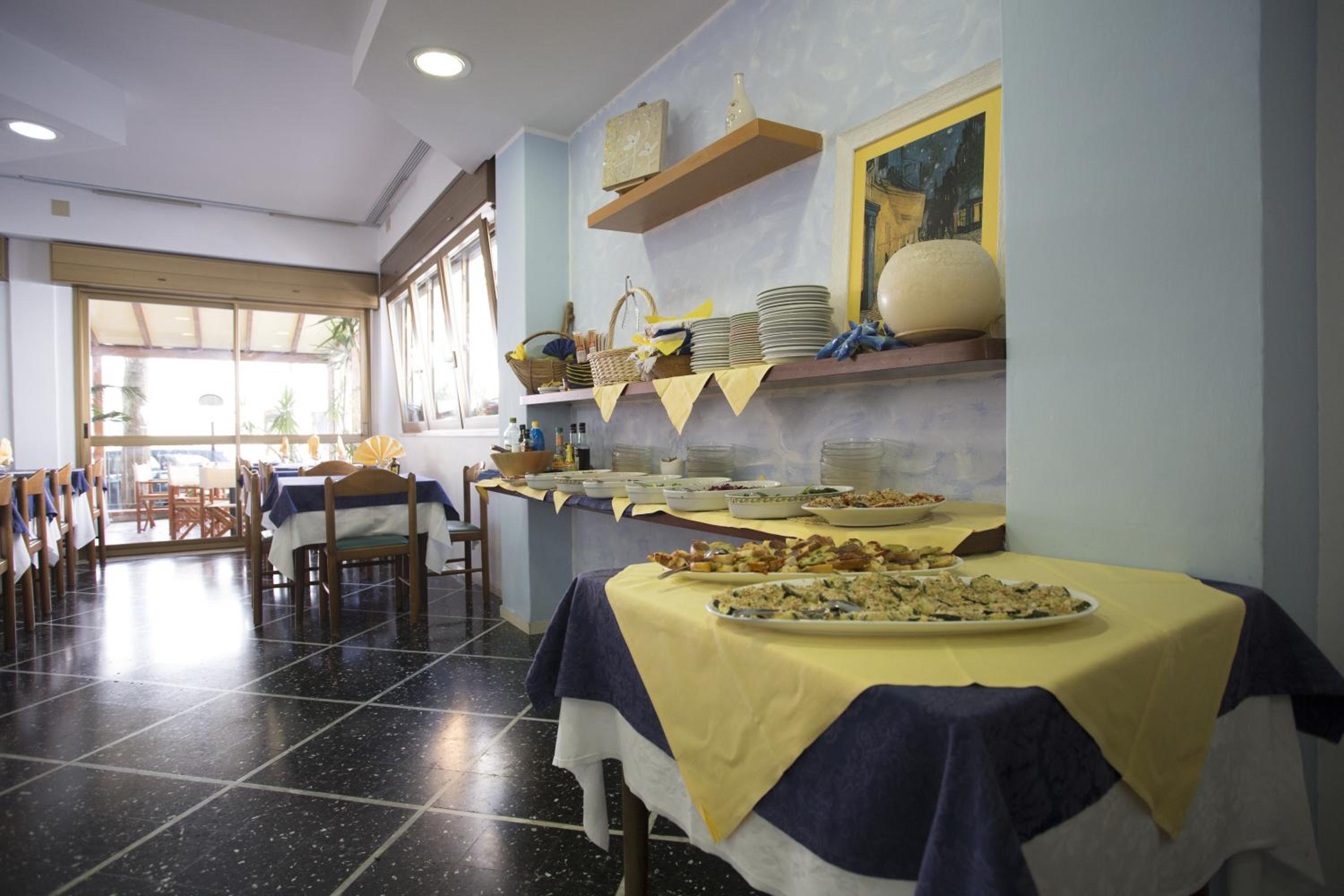 restaurant