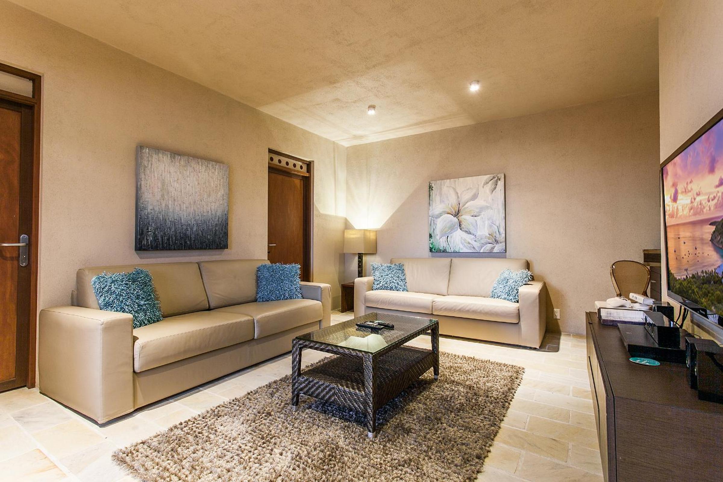 CeBlue Villas