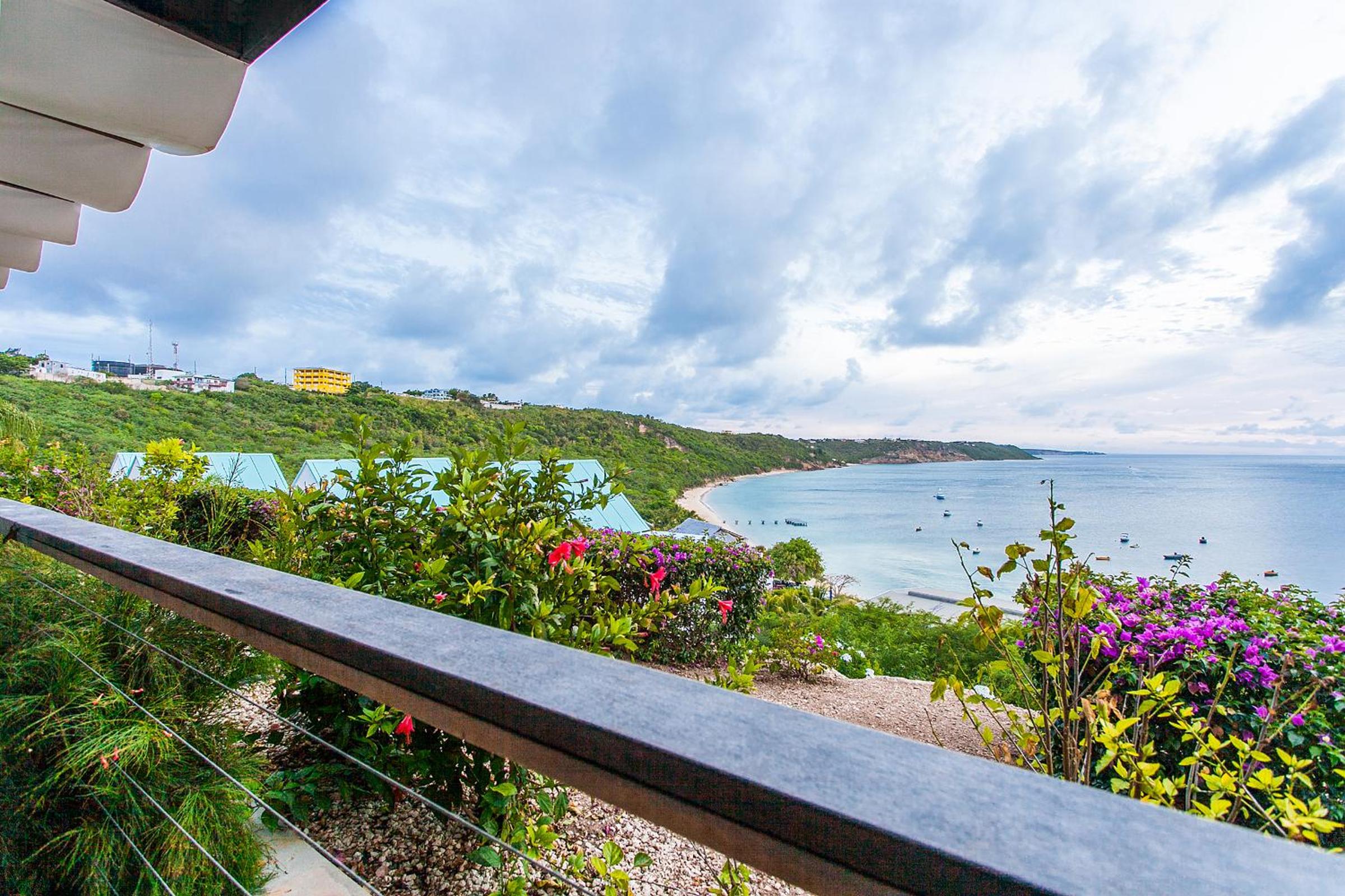 CeBlue Villas