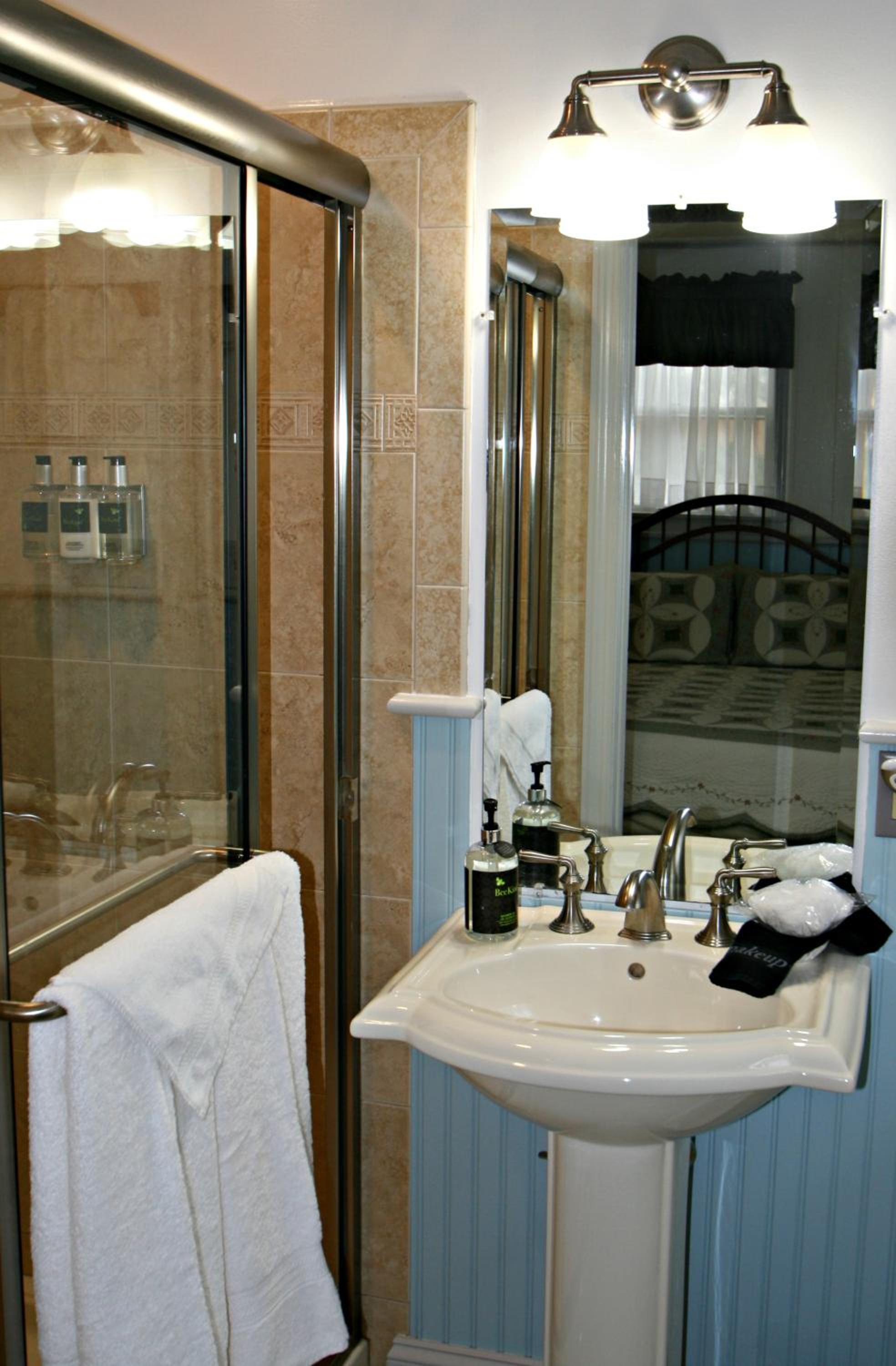 Carriage Corner Bed & Breakfast