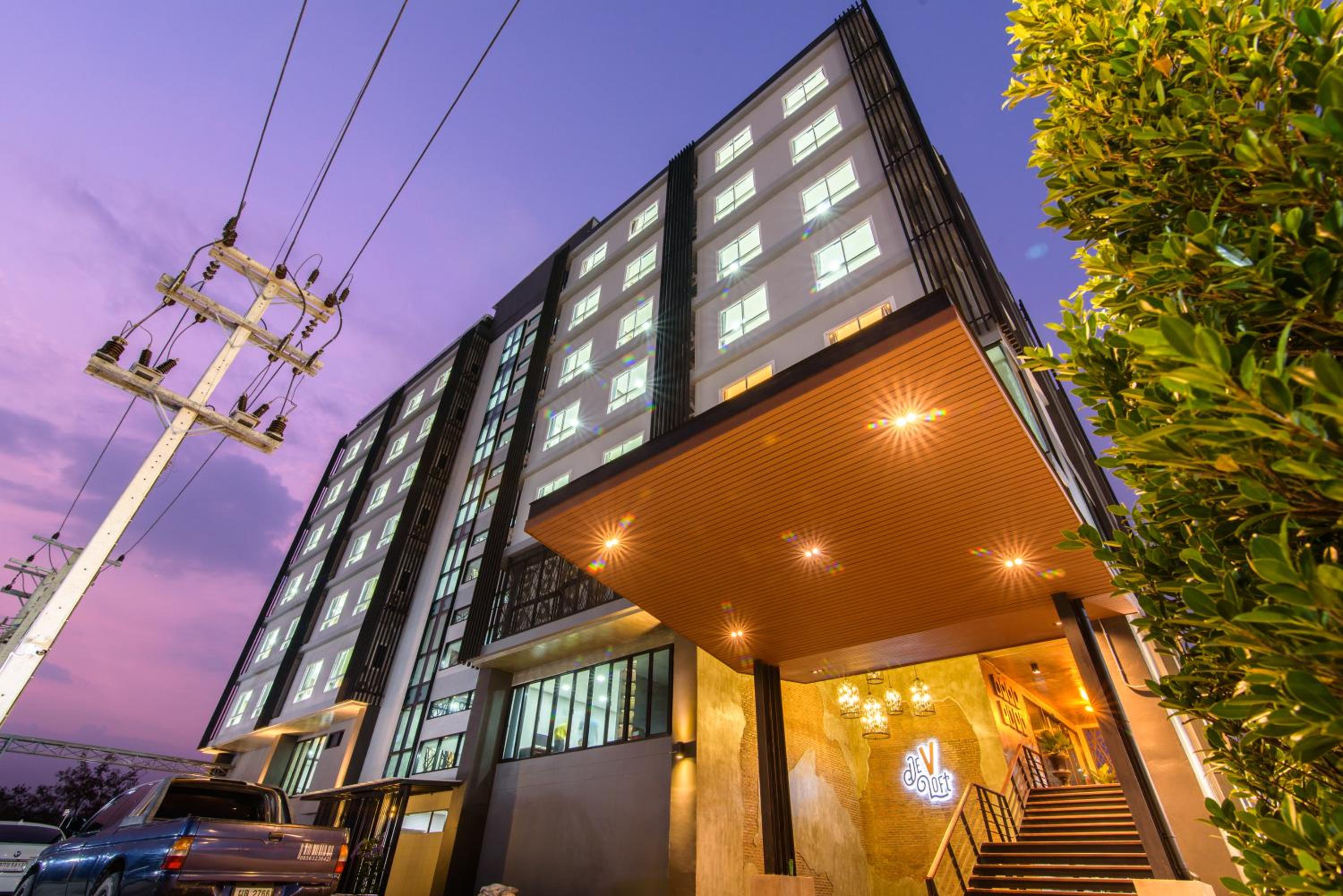 deVloft hotel Korat