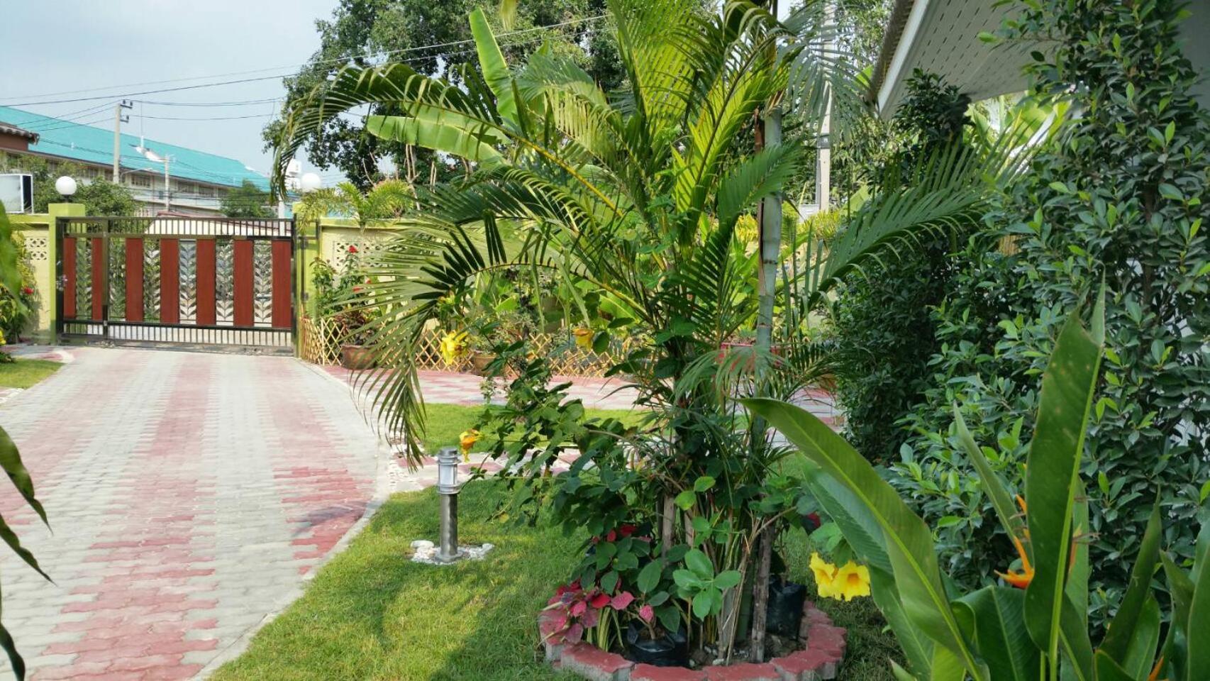 Baan Penny