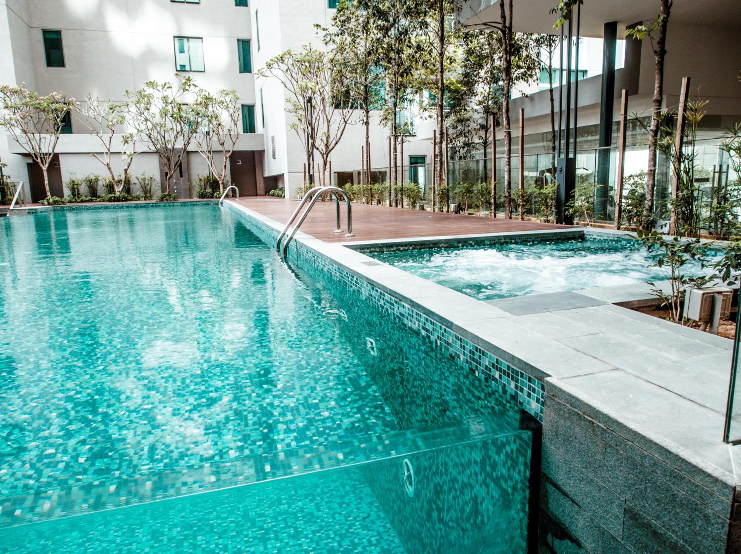 Summer Suite Express by Subhome photo 4