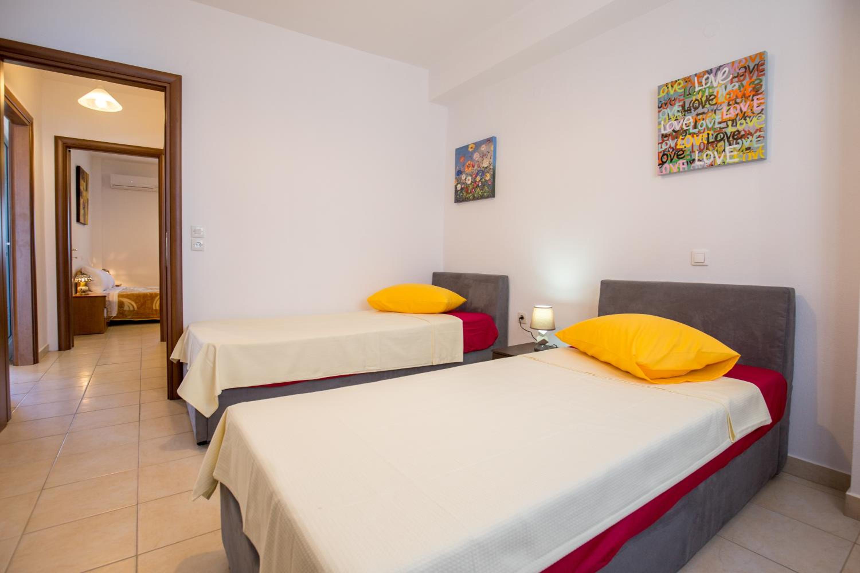 Grande Apartments