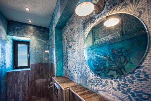 Keros Blue - Luxury in Wilderness