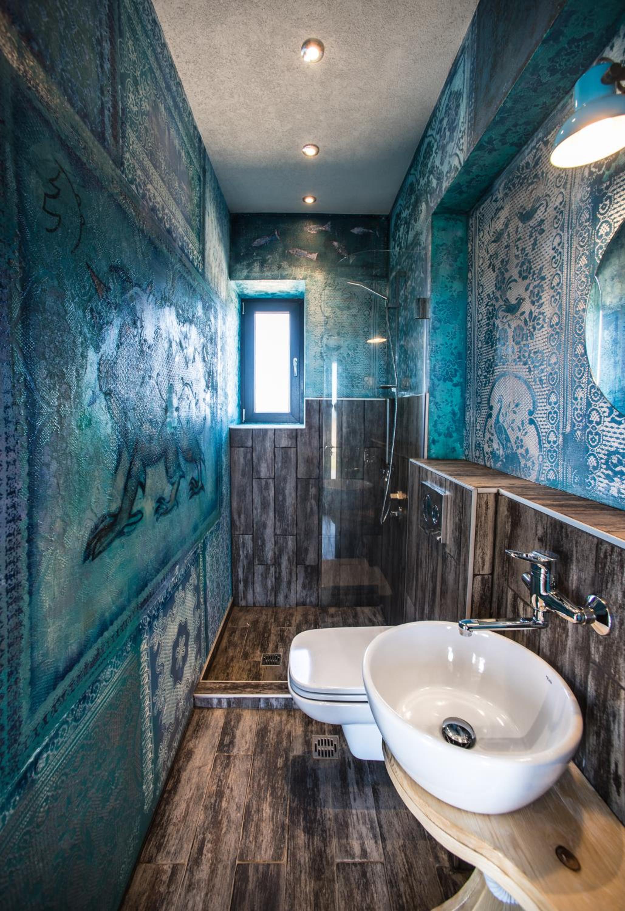 Keros Blue - Luxury in Wilderness