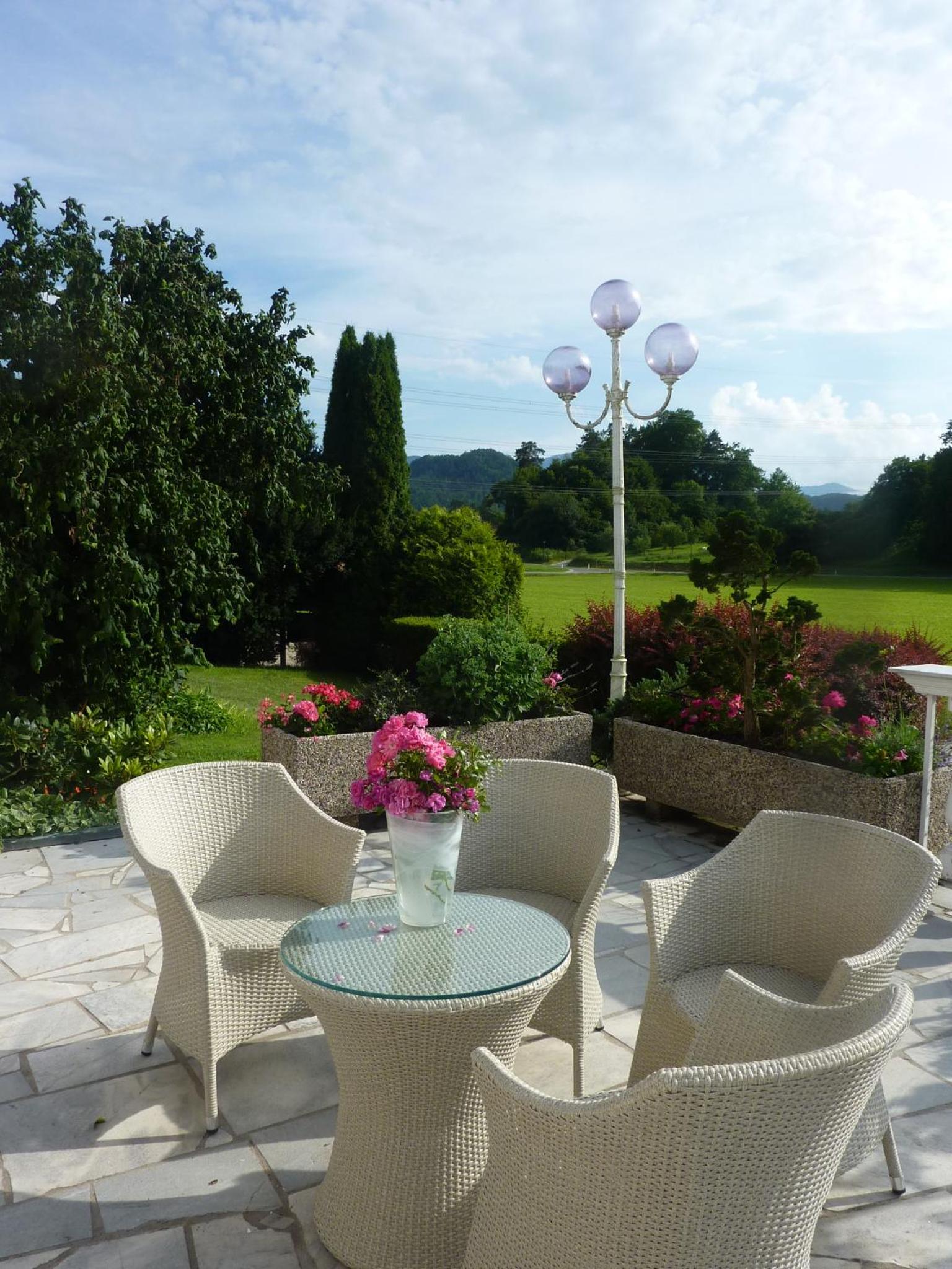 Villa Rose view 4