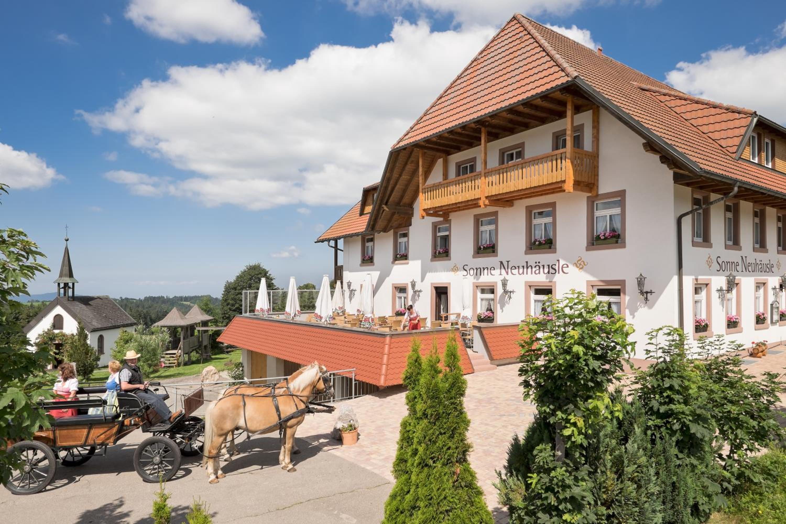 Hotel Gasthaus Sonne Neuhäusle - Image 1