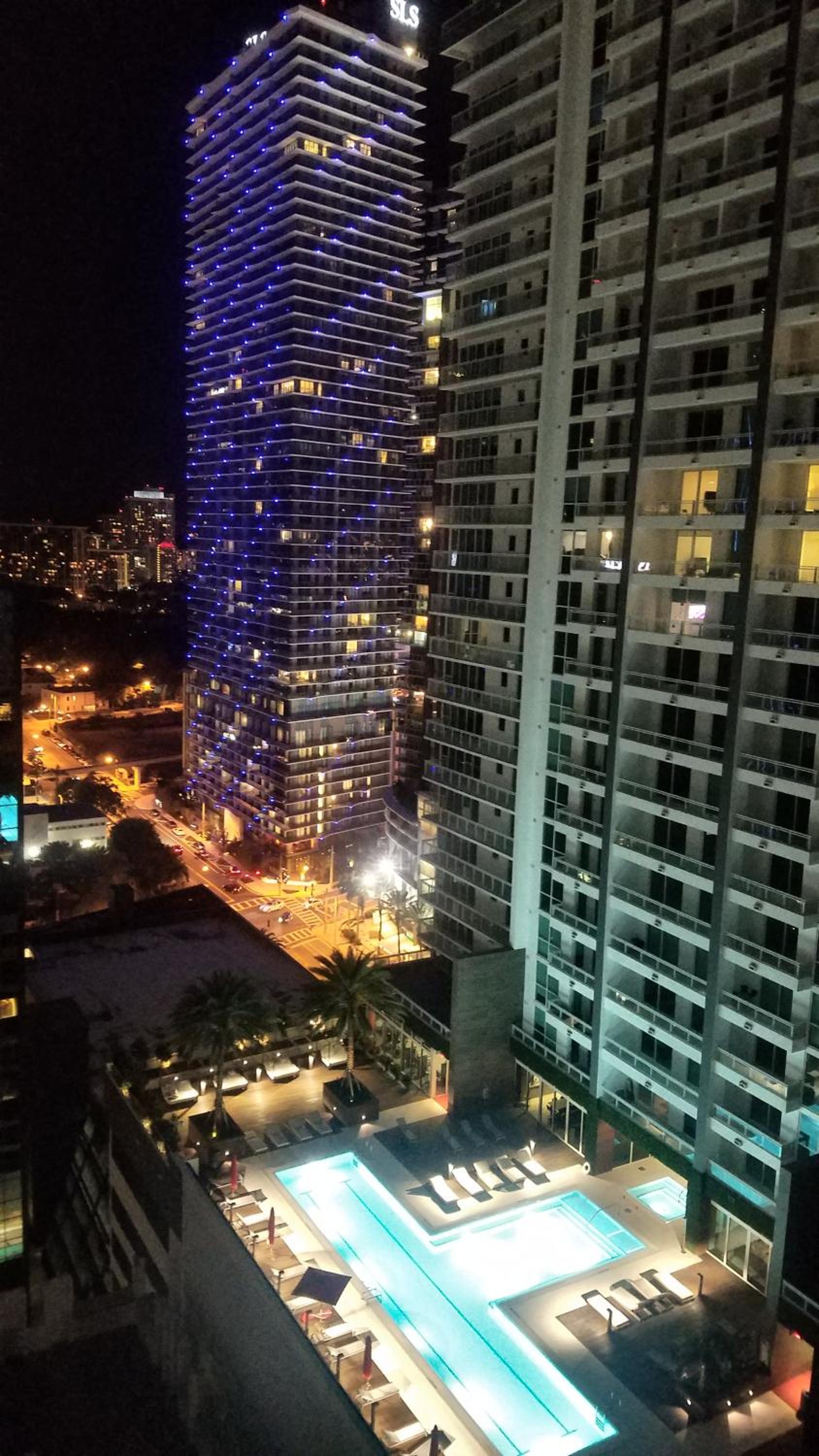 Brickell Deluxe Apartment with Free Parking