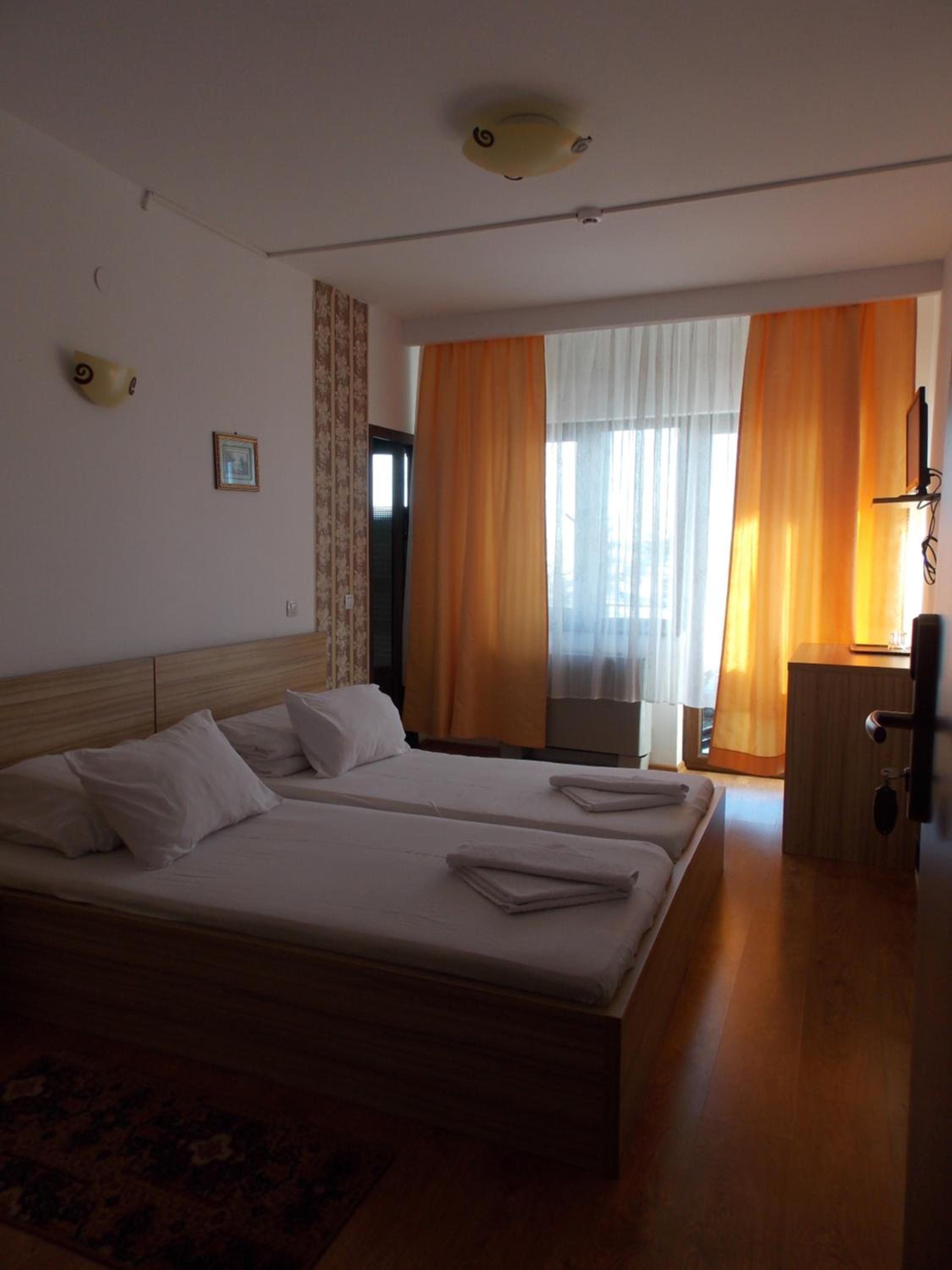 Photo 68