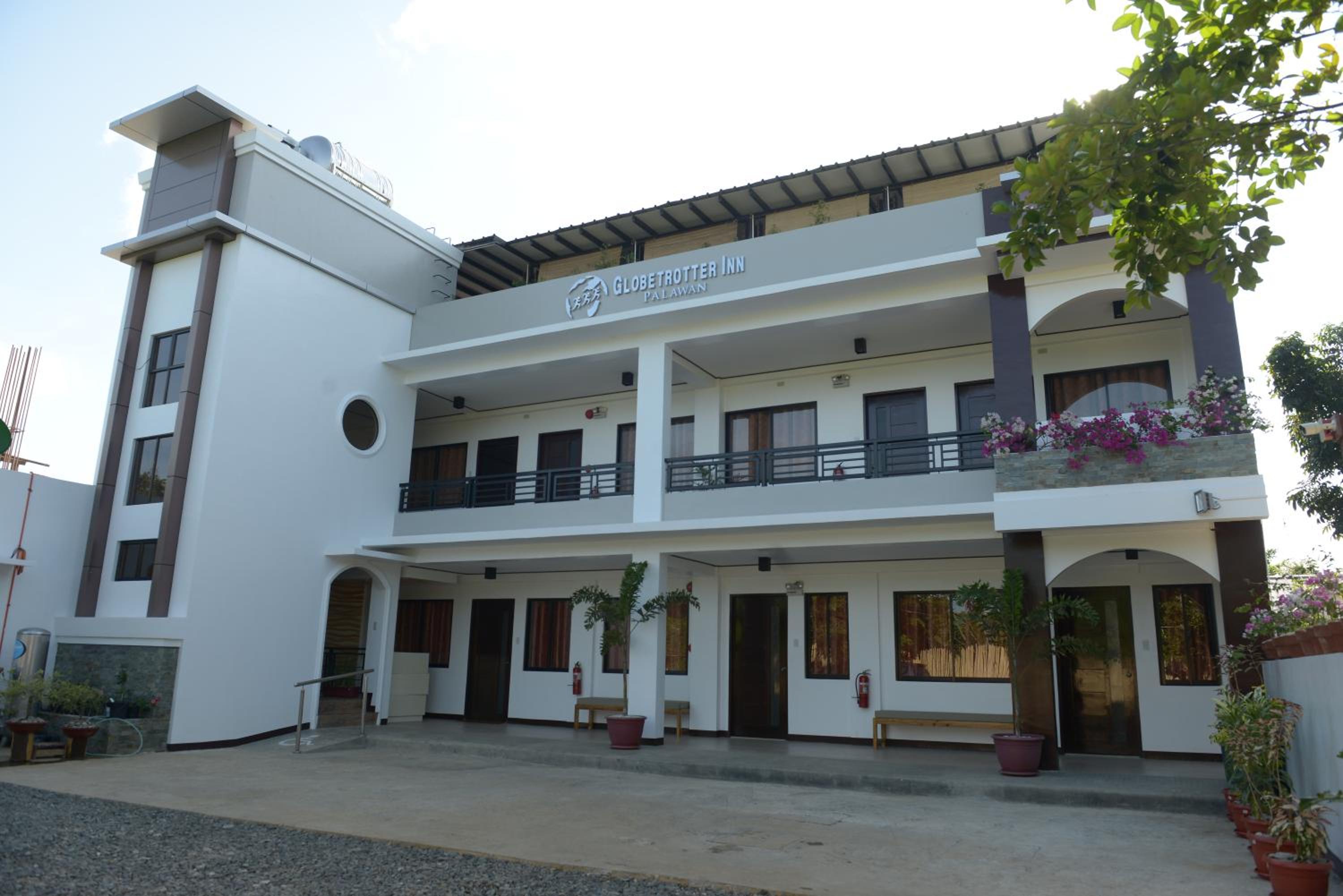 Globetrotter Inn - Palawan Inc.