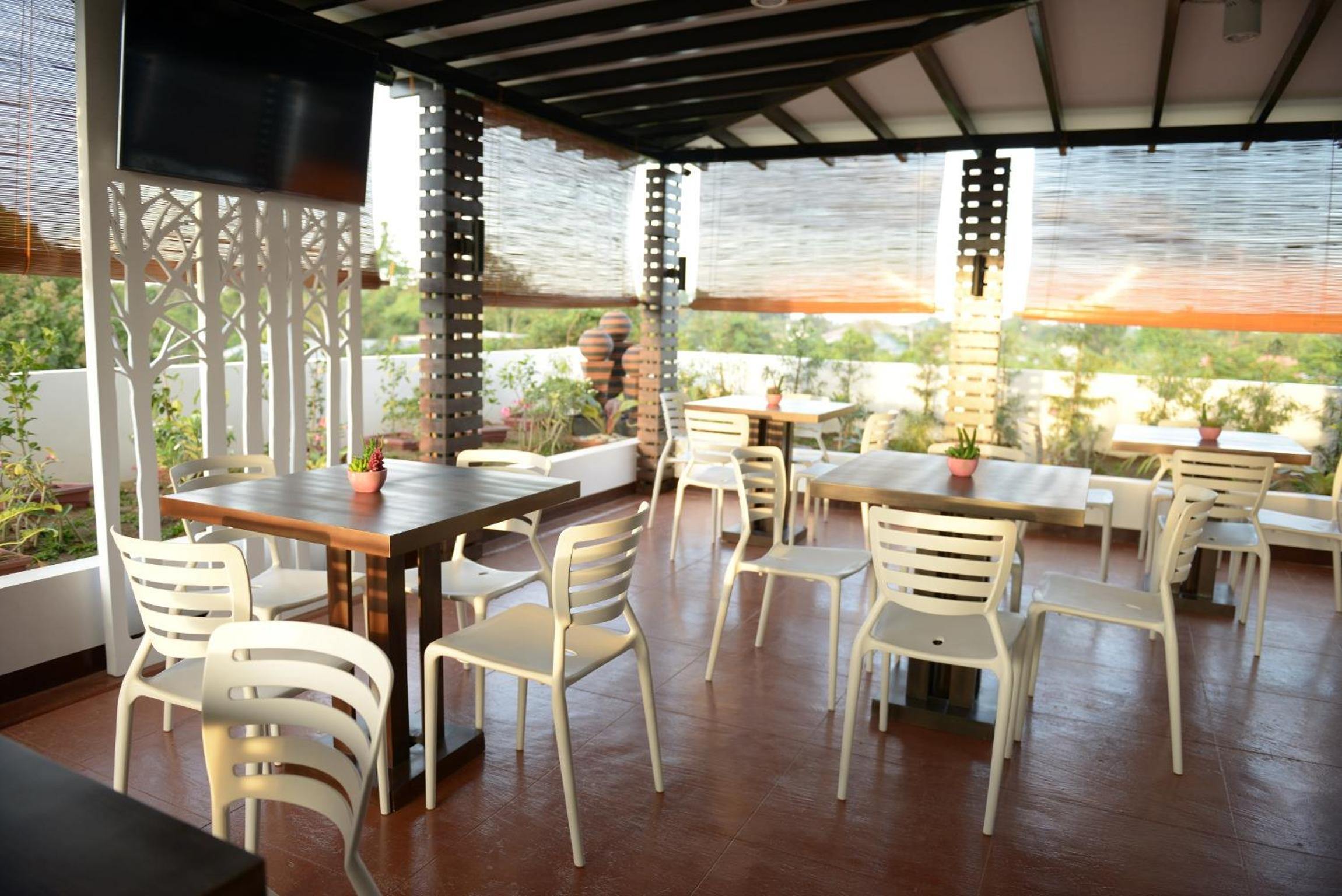 Globetrotter Inn - Palawan Inc.