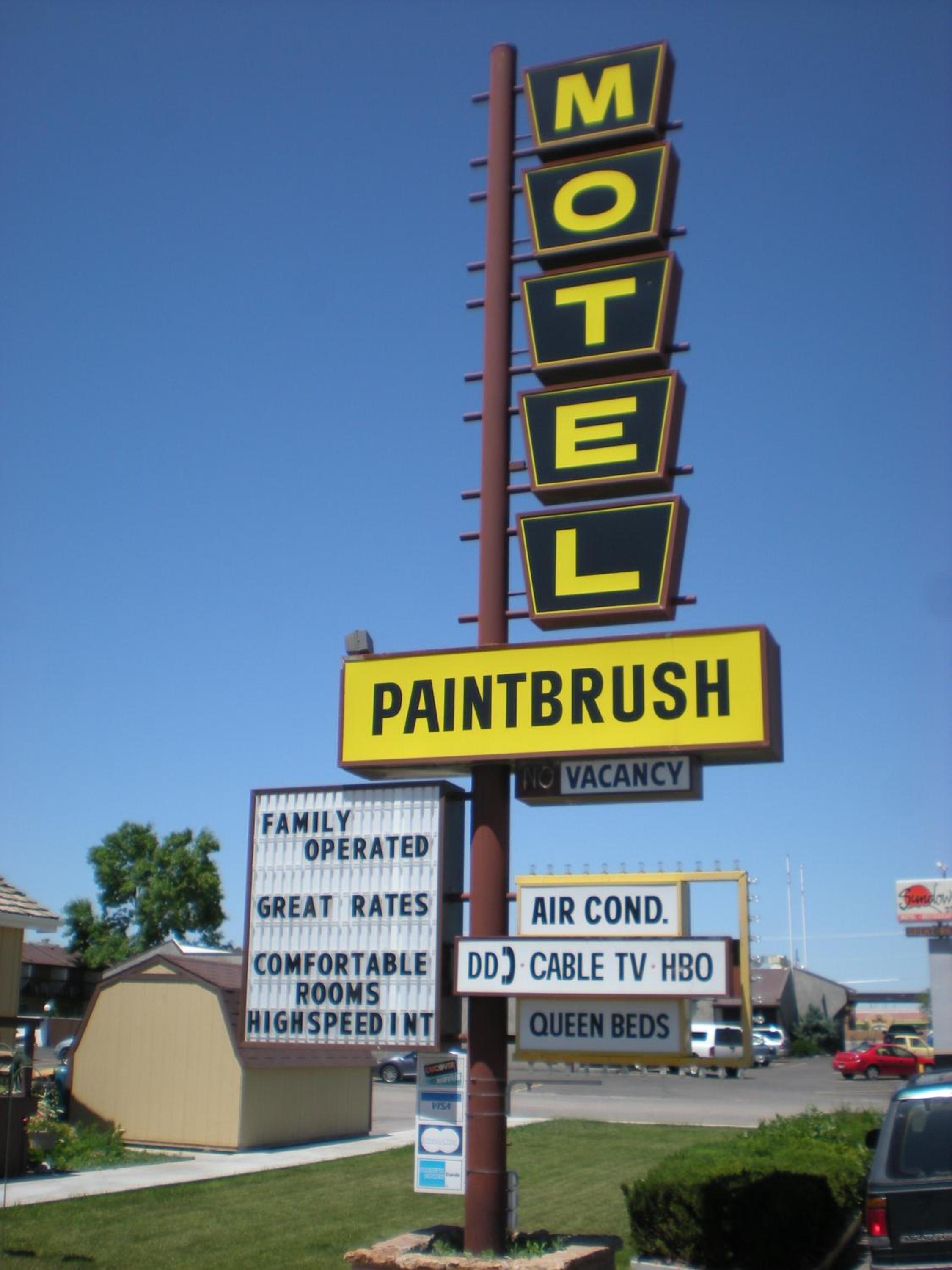 Riverton Vacations - Paintbrush Motel - Property Image 1