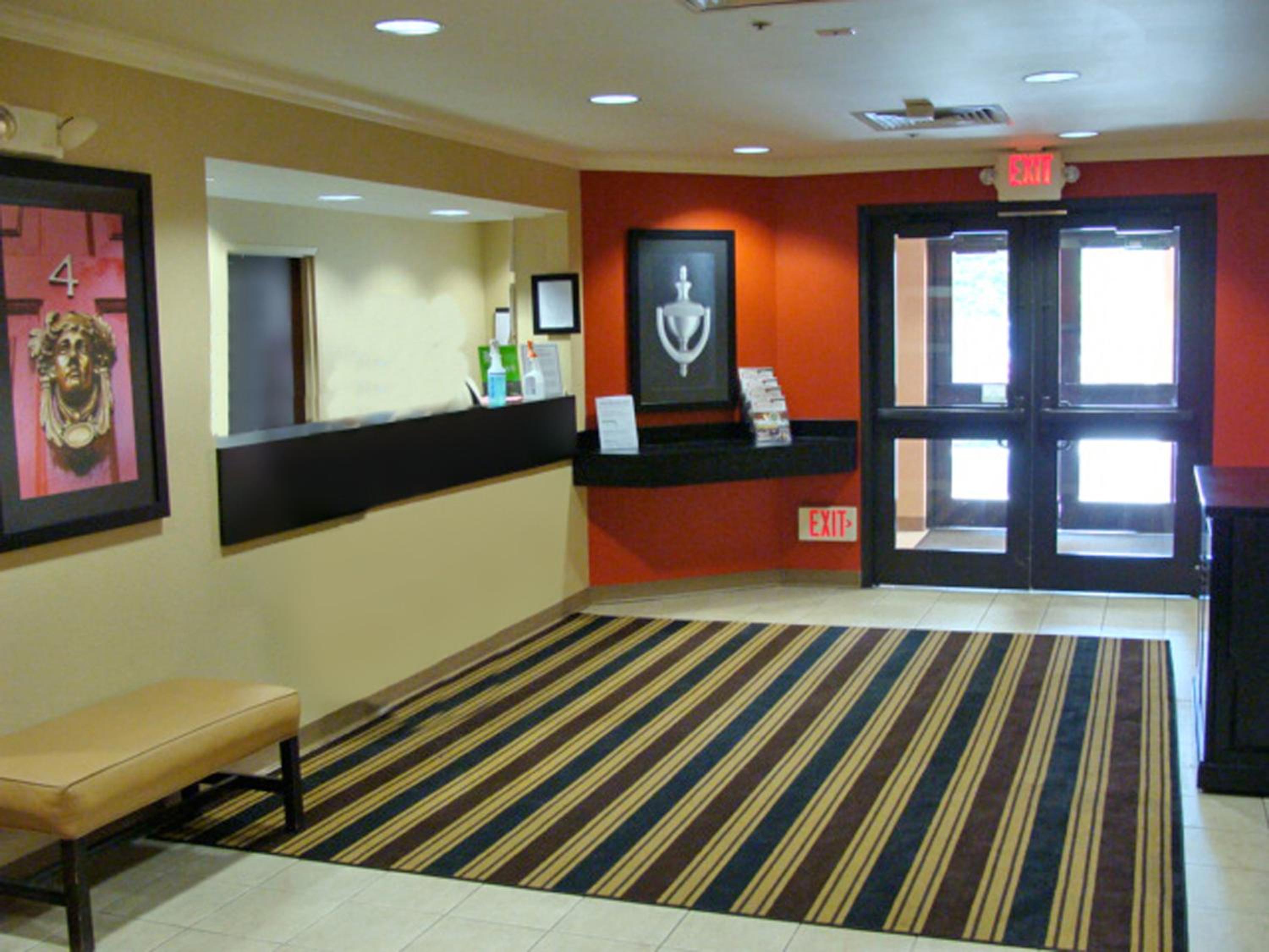 Elizabeth Vacations - Extended Stay America Suites - Elizabeth - Newark Airport - Property Image 6