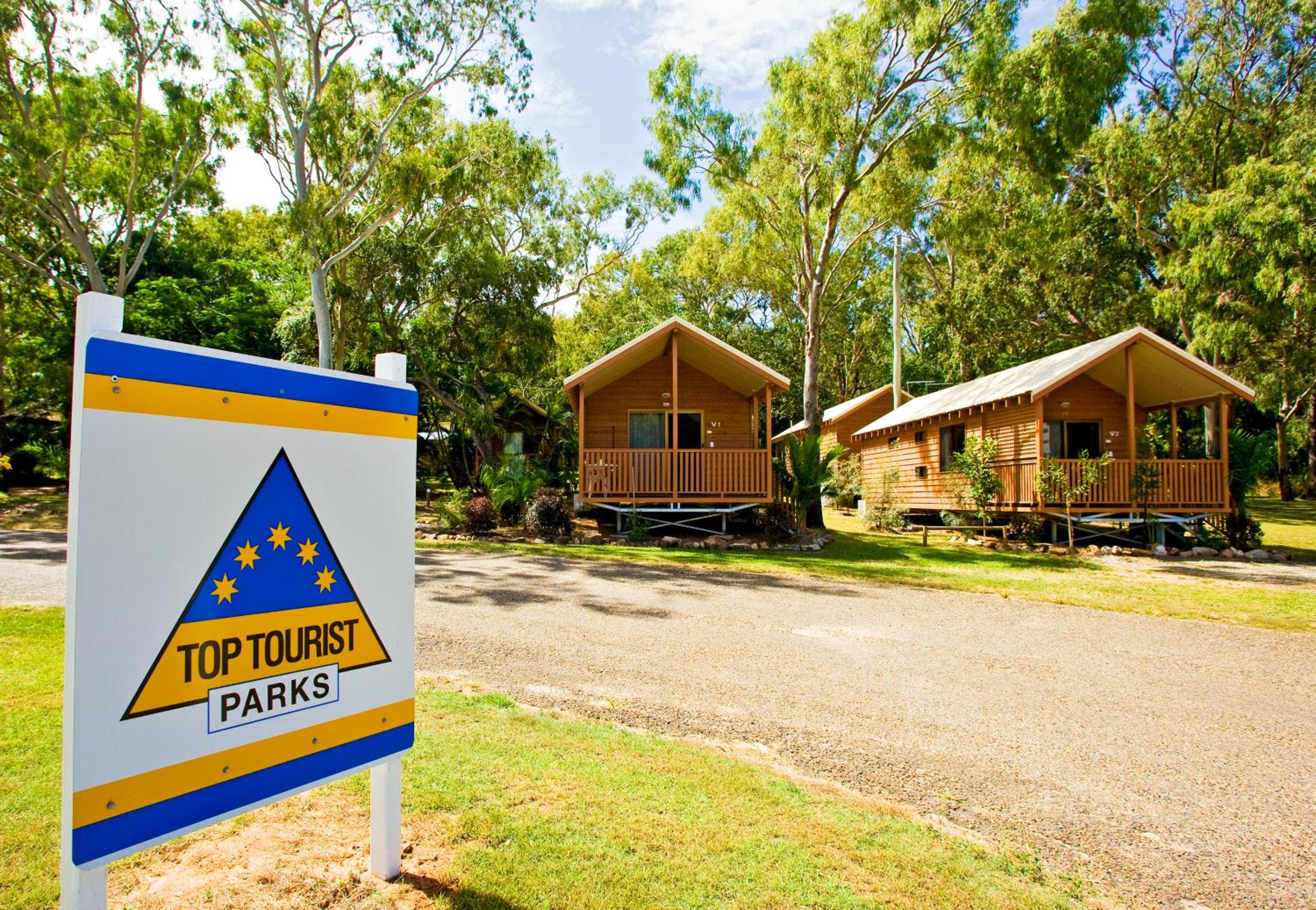 1770 Holiday Village