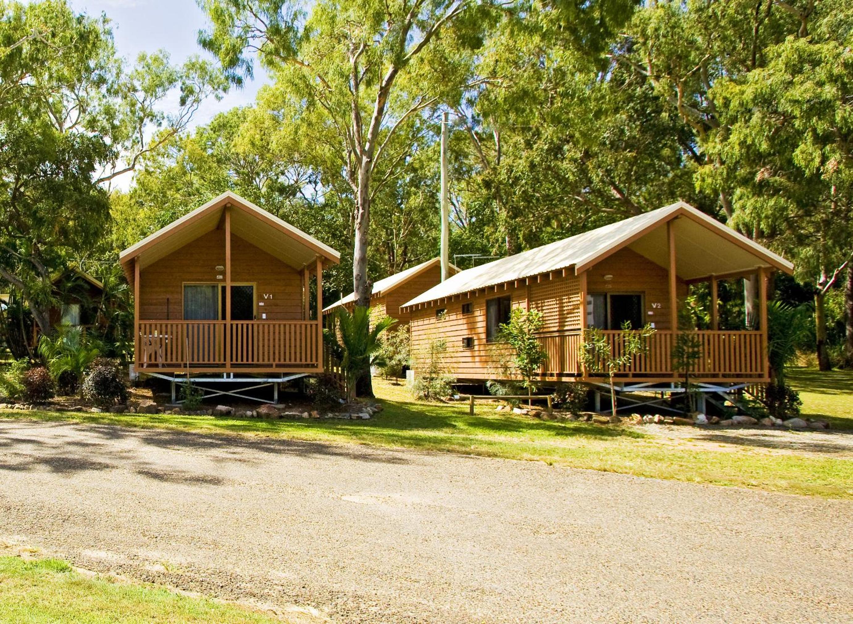 1770 Holiday Village